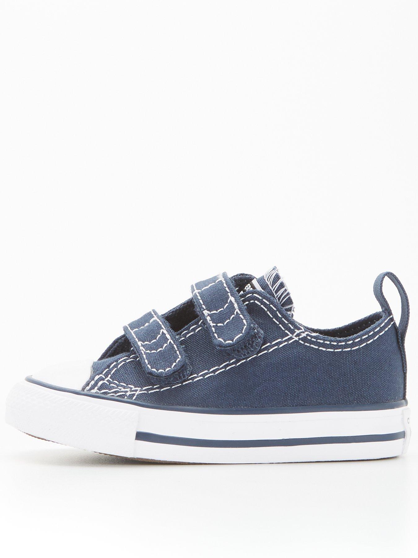 Boys converse velcro clearance shoes