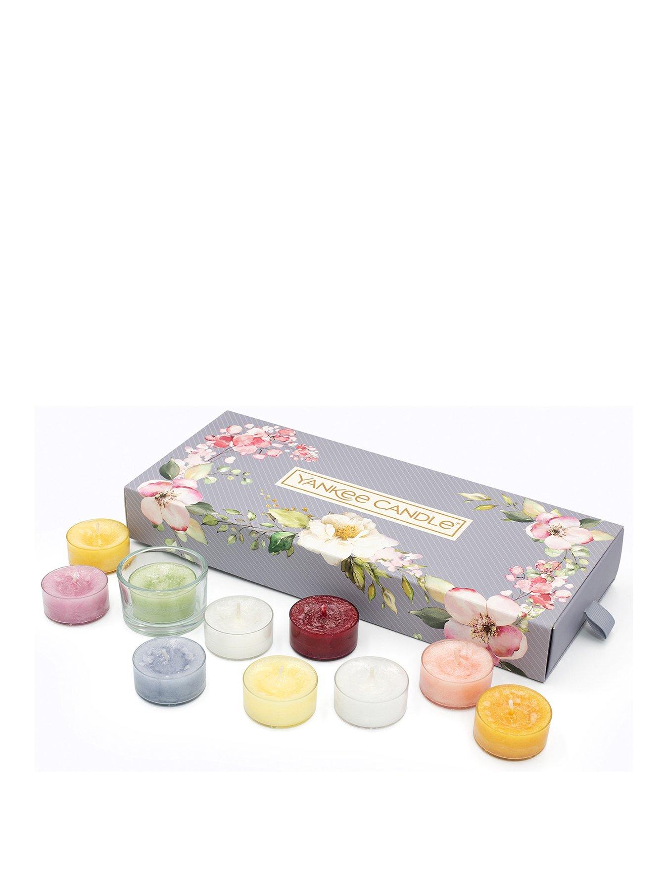 Yankee Candle Garden Hideaway 10 Tea Light Candles And 1 Holder Gift Set review