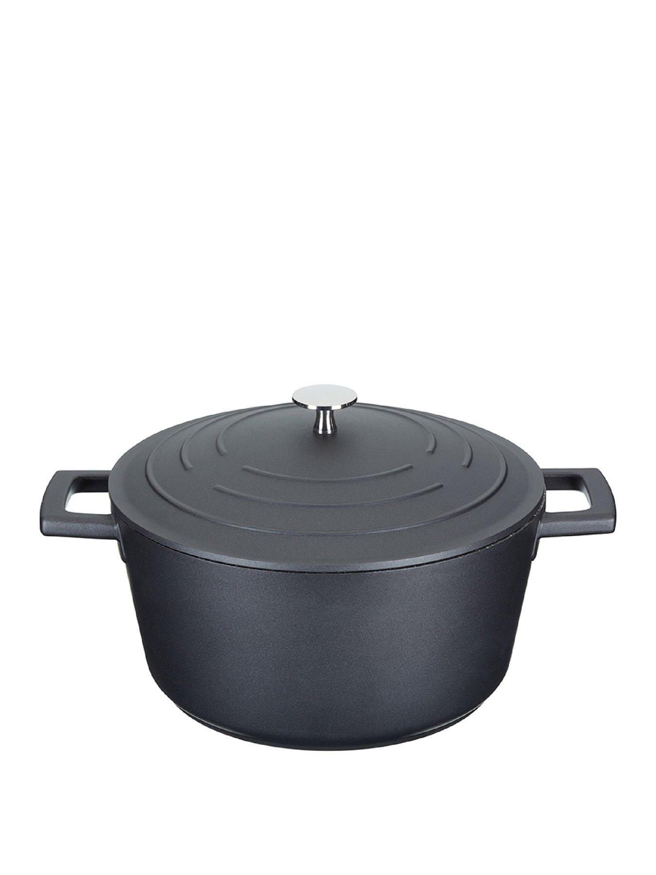 MasterClass Lightweight Cast Aluminium 4 Litre Casserole Dish - Black