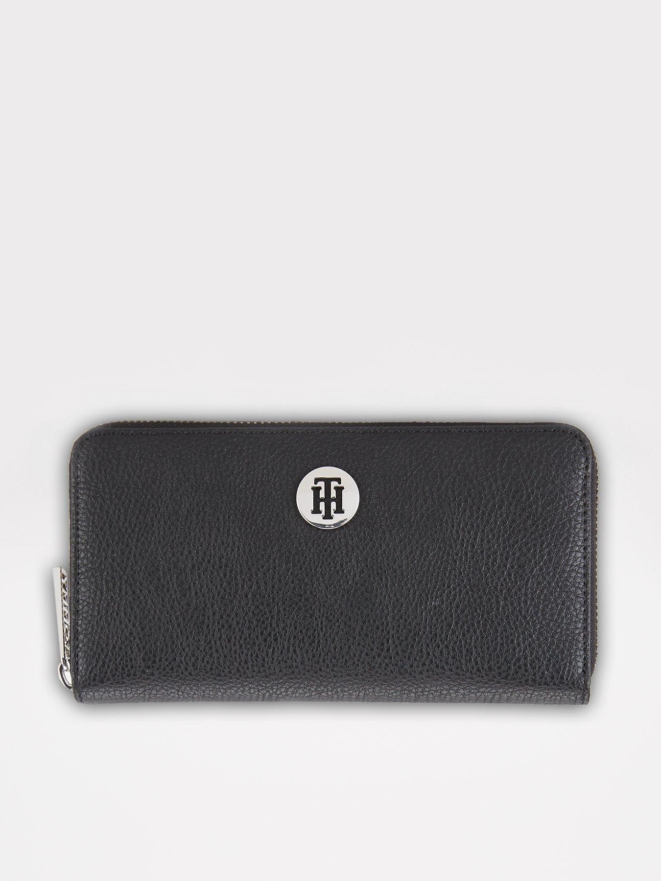 tommy hilfiger black purse