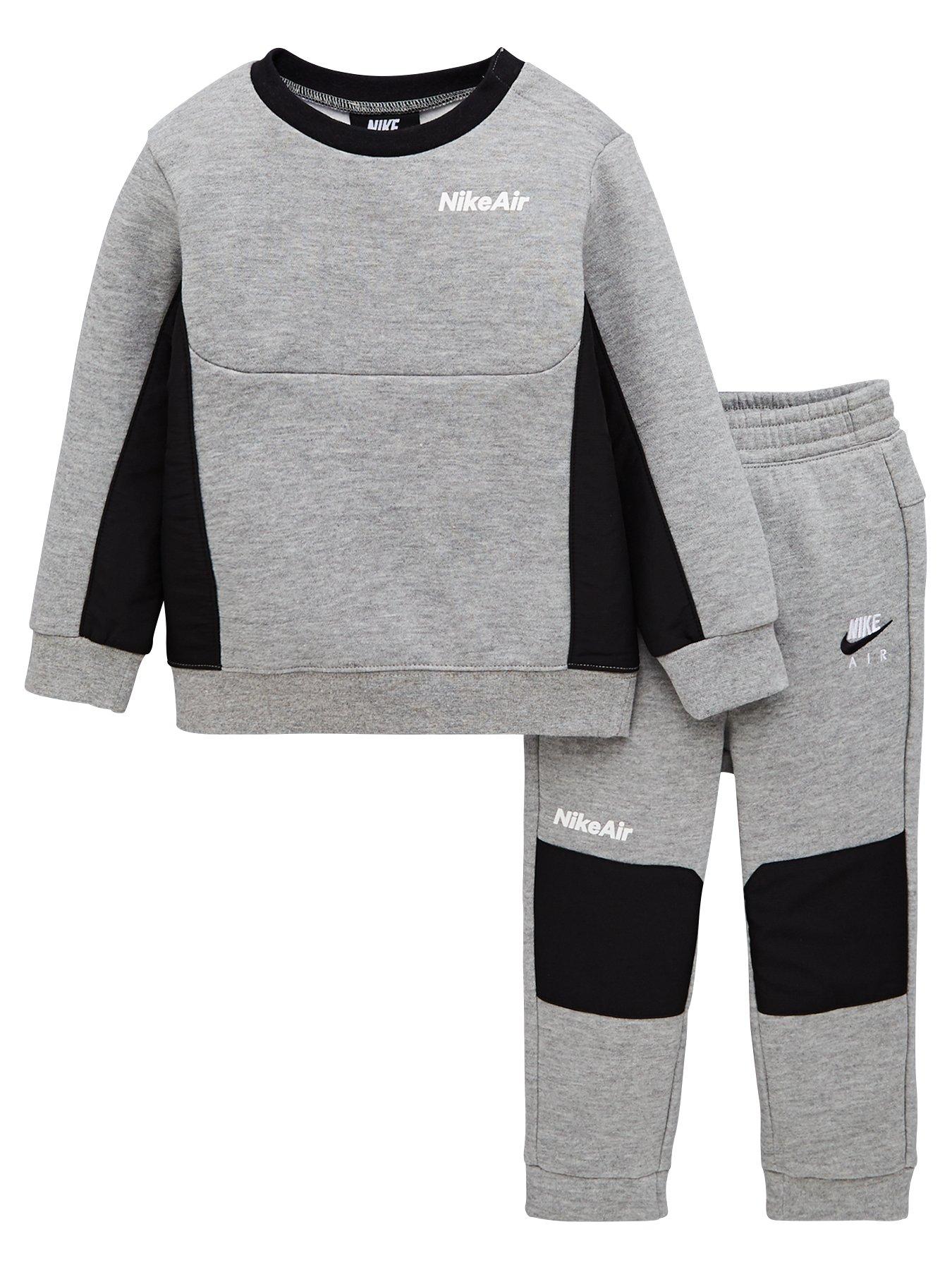18 month boy nike clothes