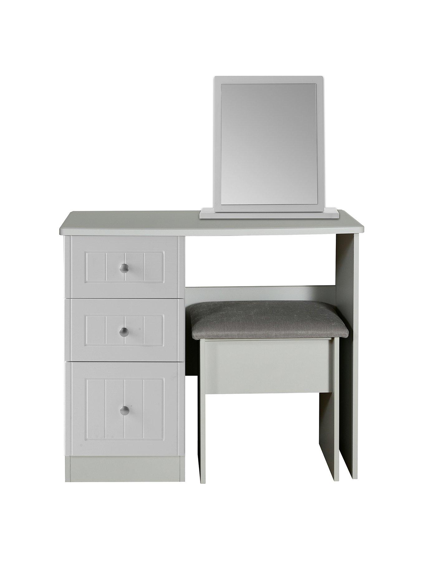 grey dressing table mirror