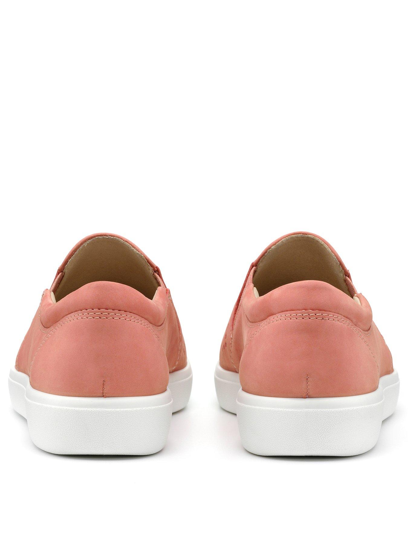 coral shoes
