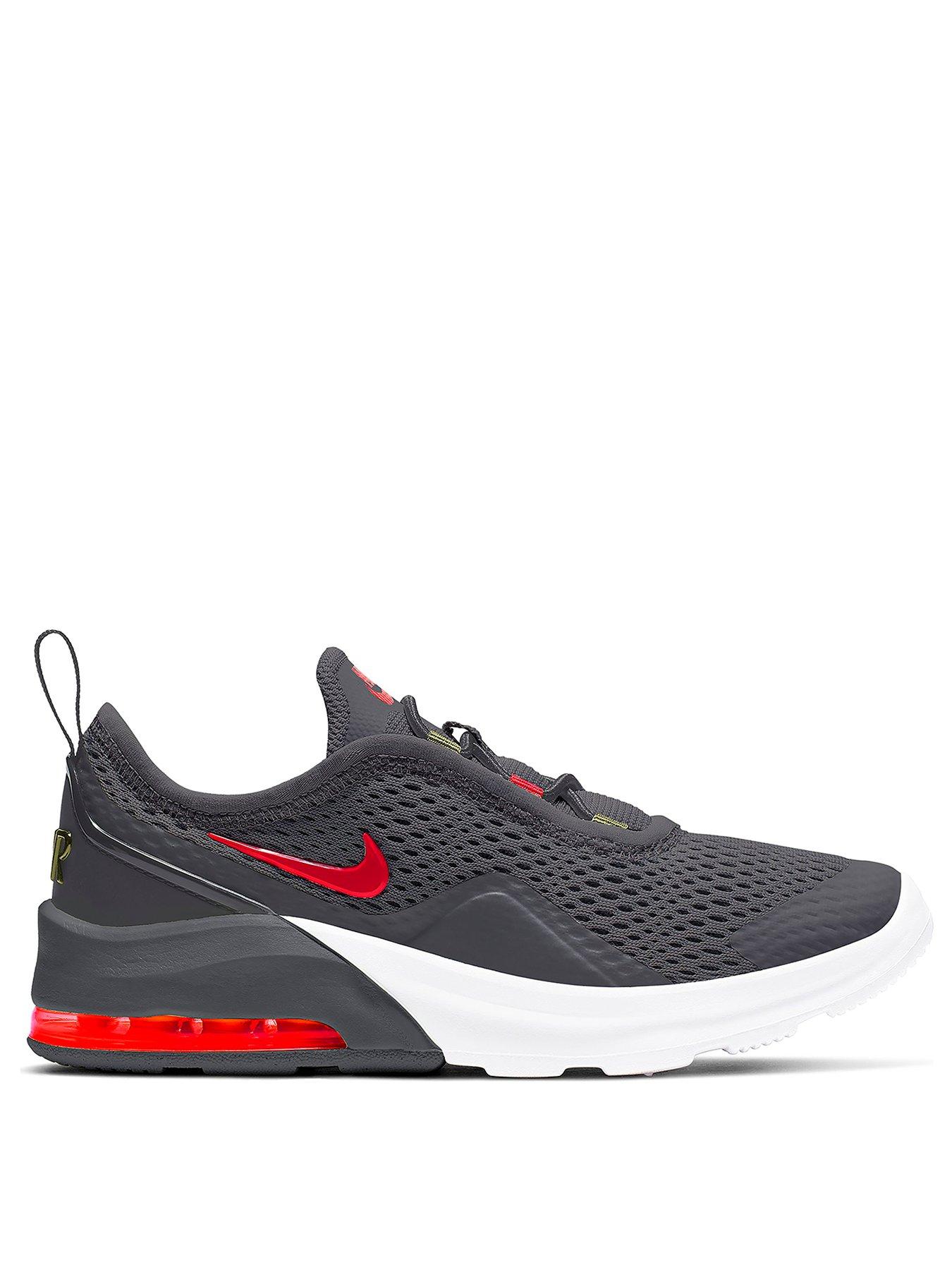 nike air max motion trainers