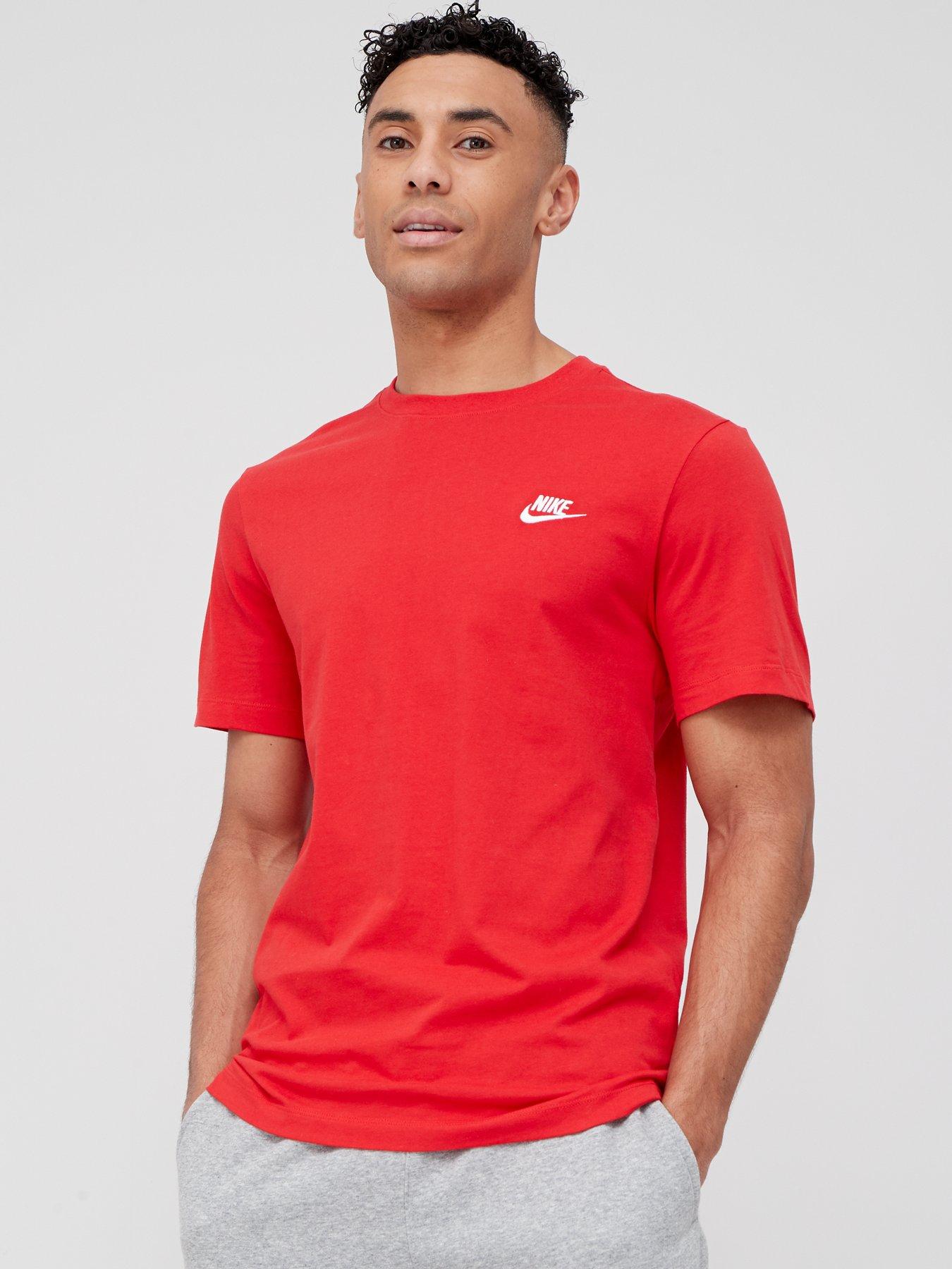 Red nike on sale t shirt