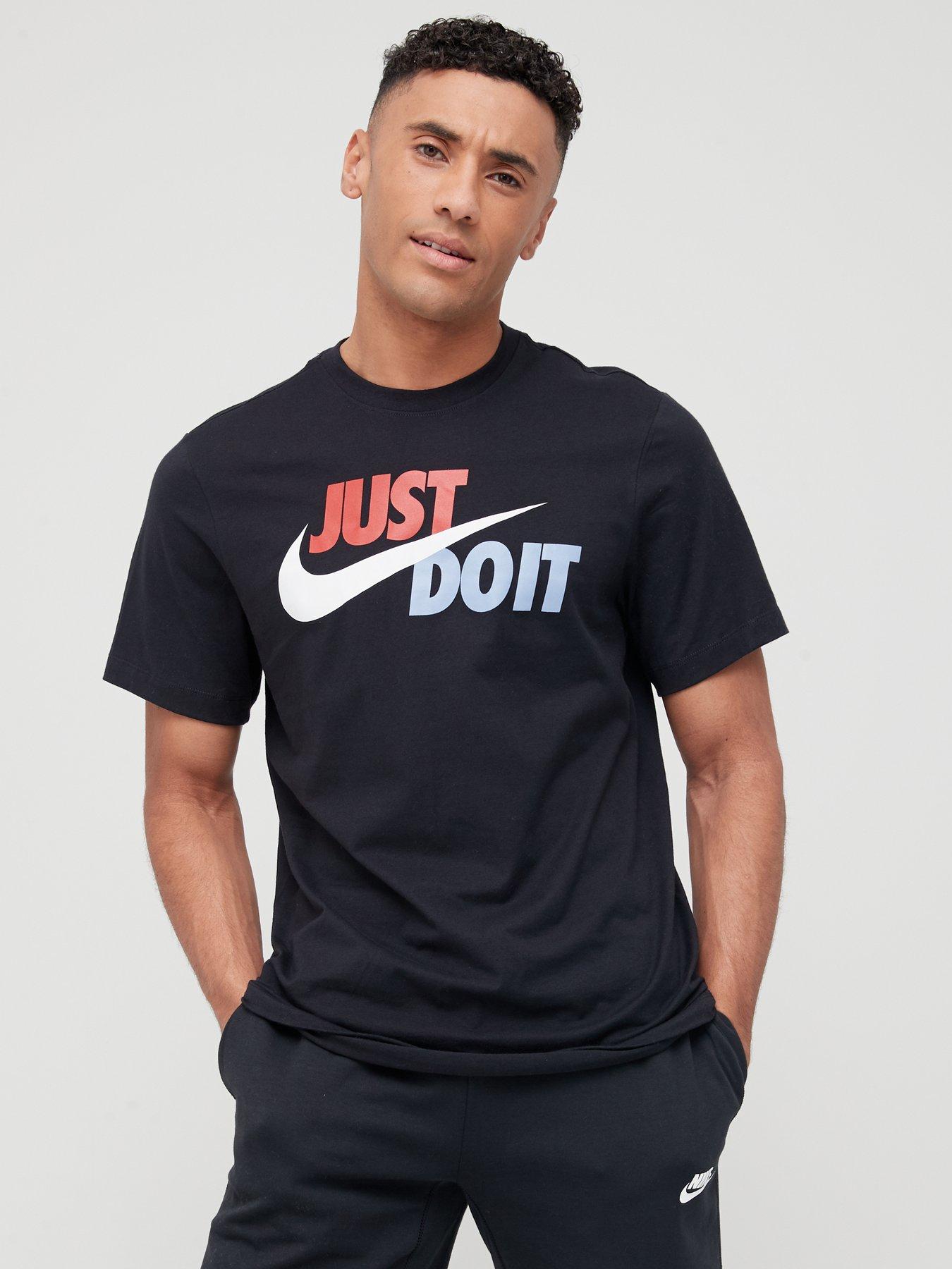 how much does it cost nike to make a shirt