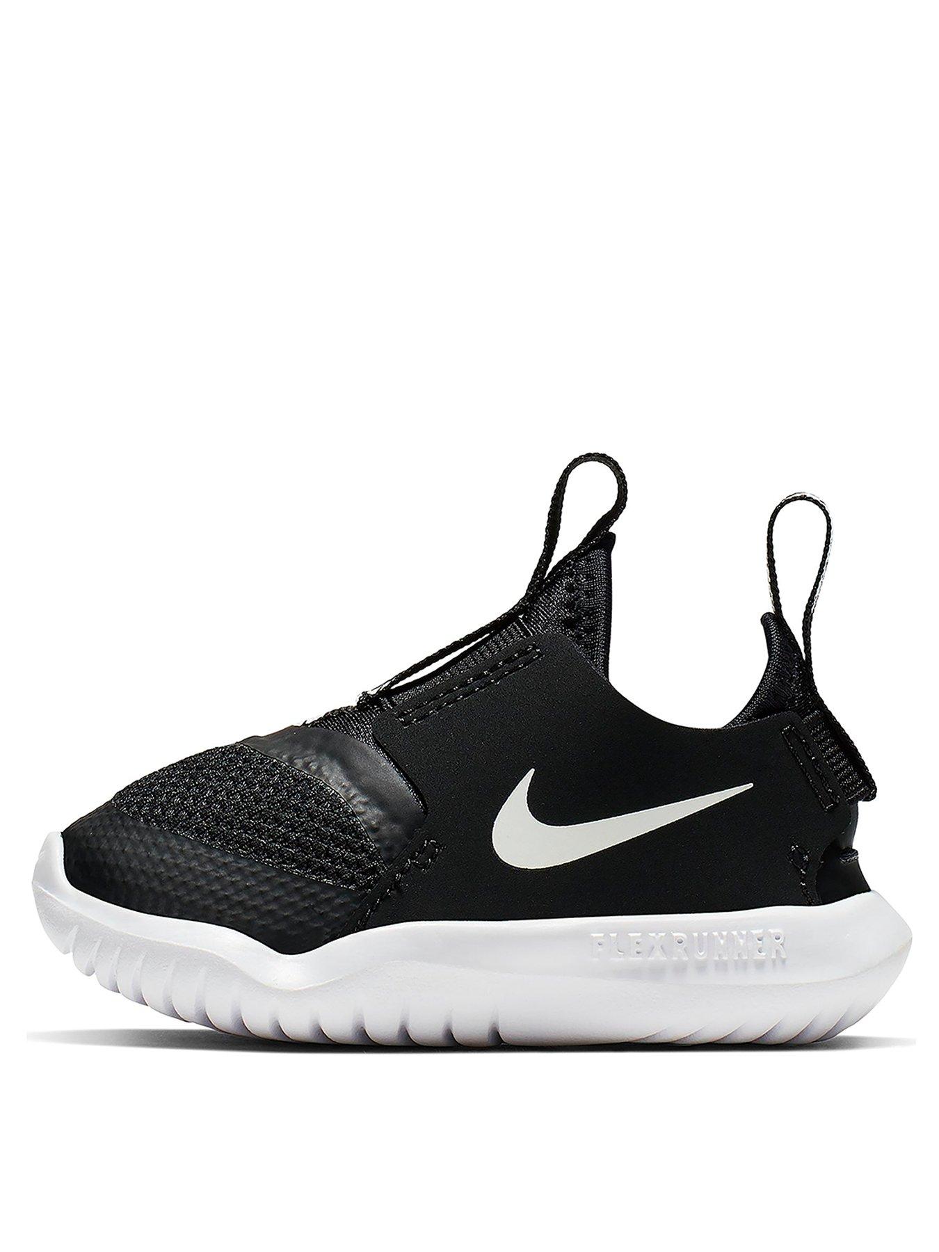 nike flex trainers black