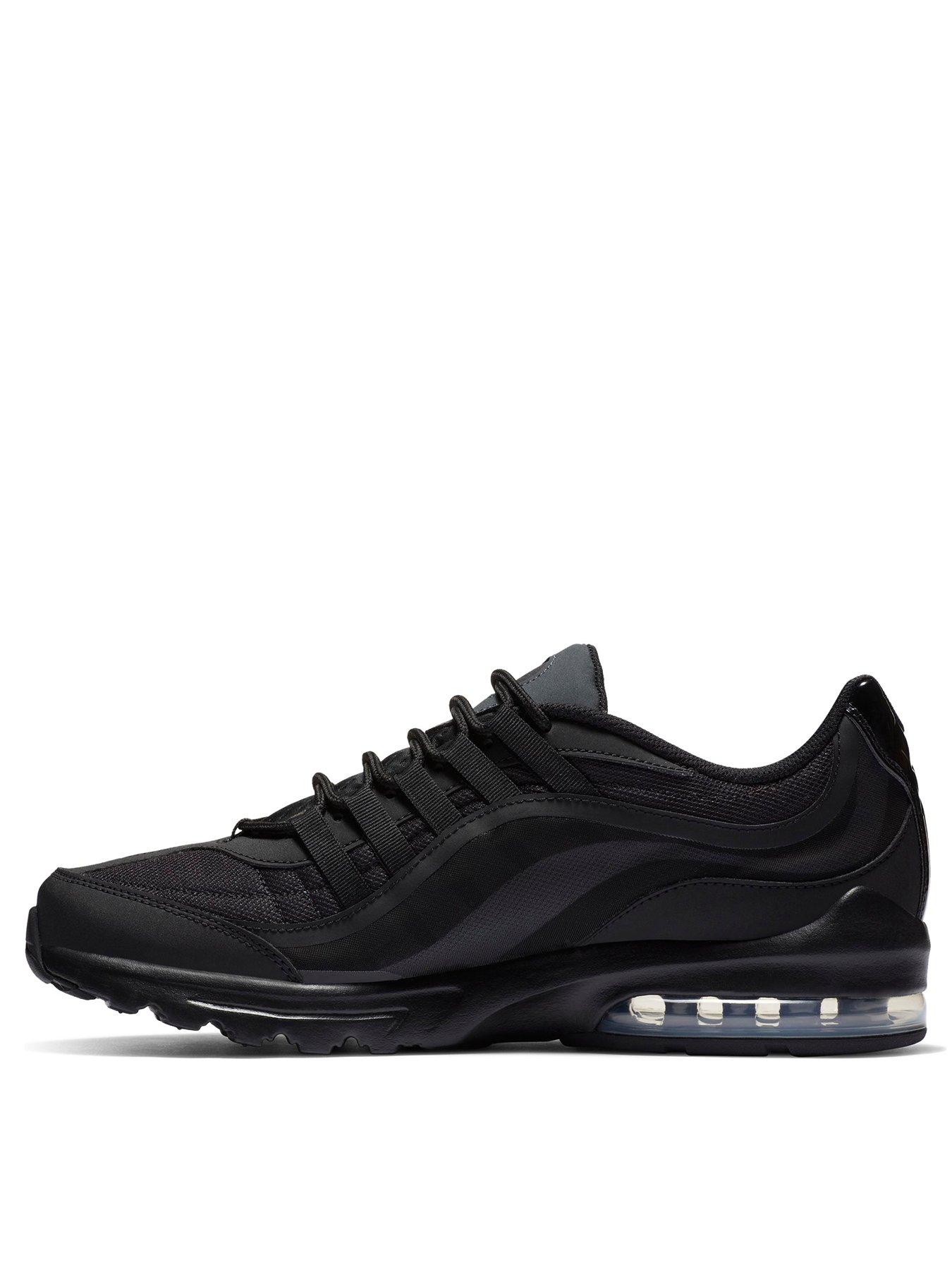 Black nike outlet trainers mens uk