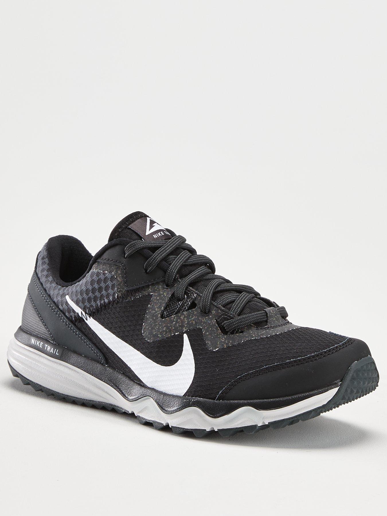 nike all terrain trainers