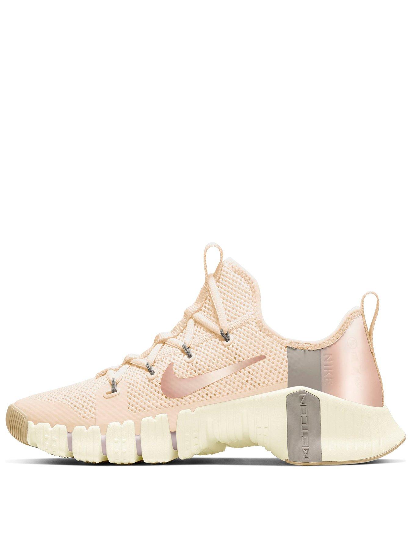 nike metcon 3 pink