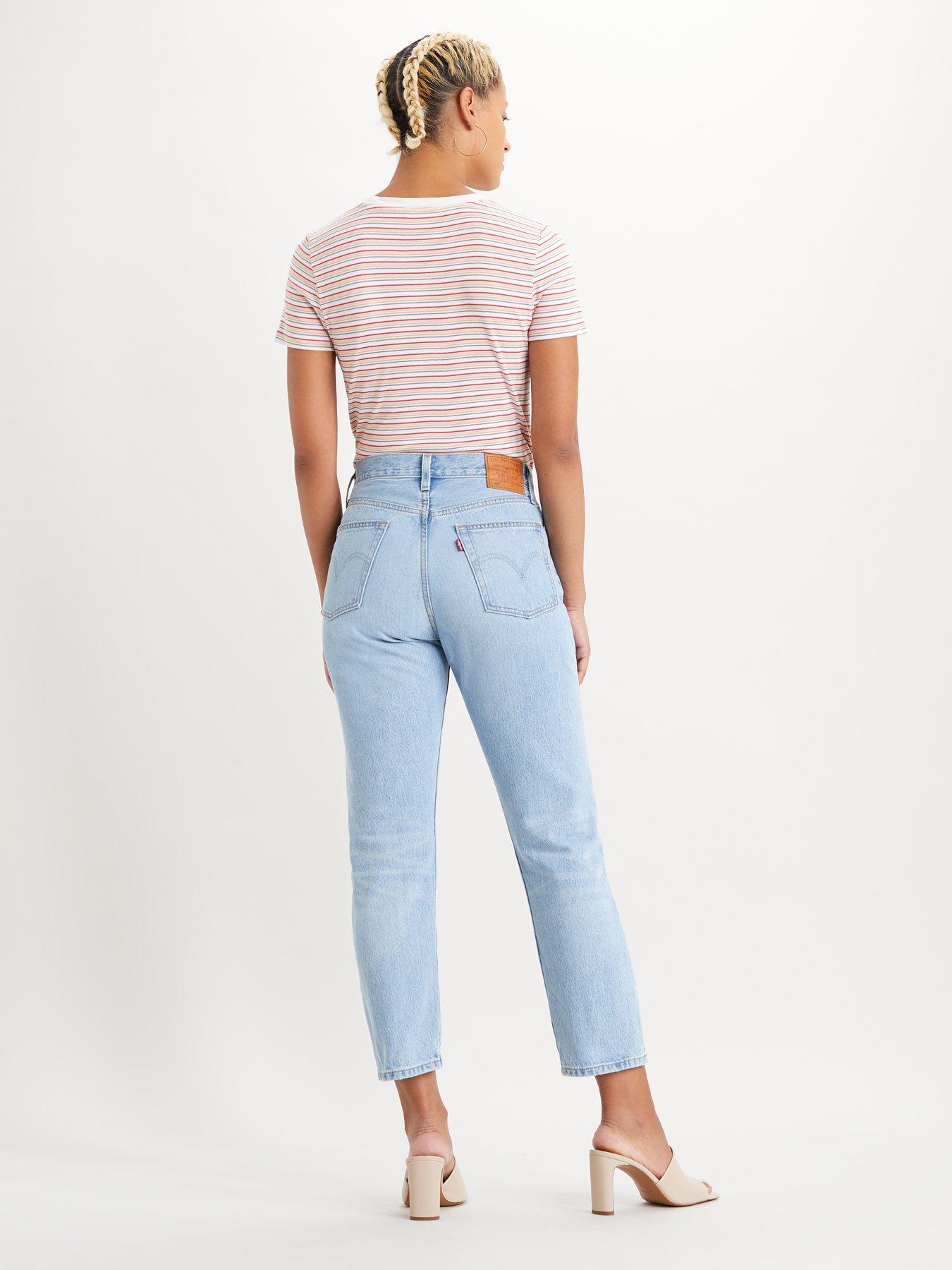 Levi's 501 crop jean in light on sale wash