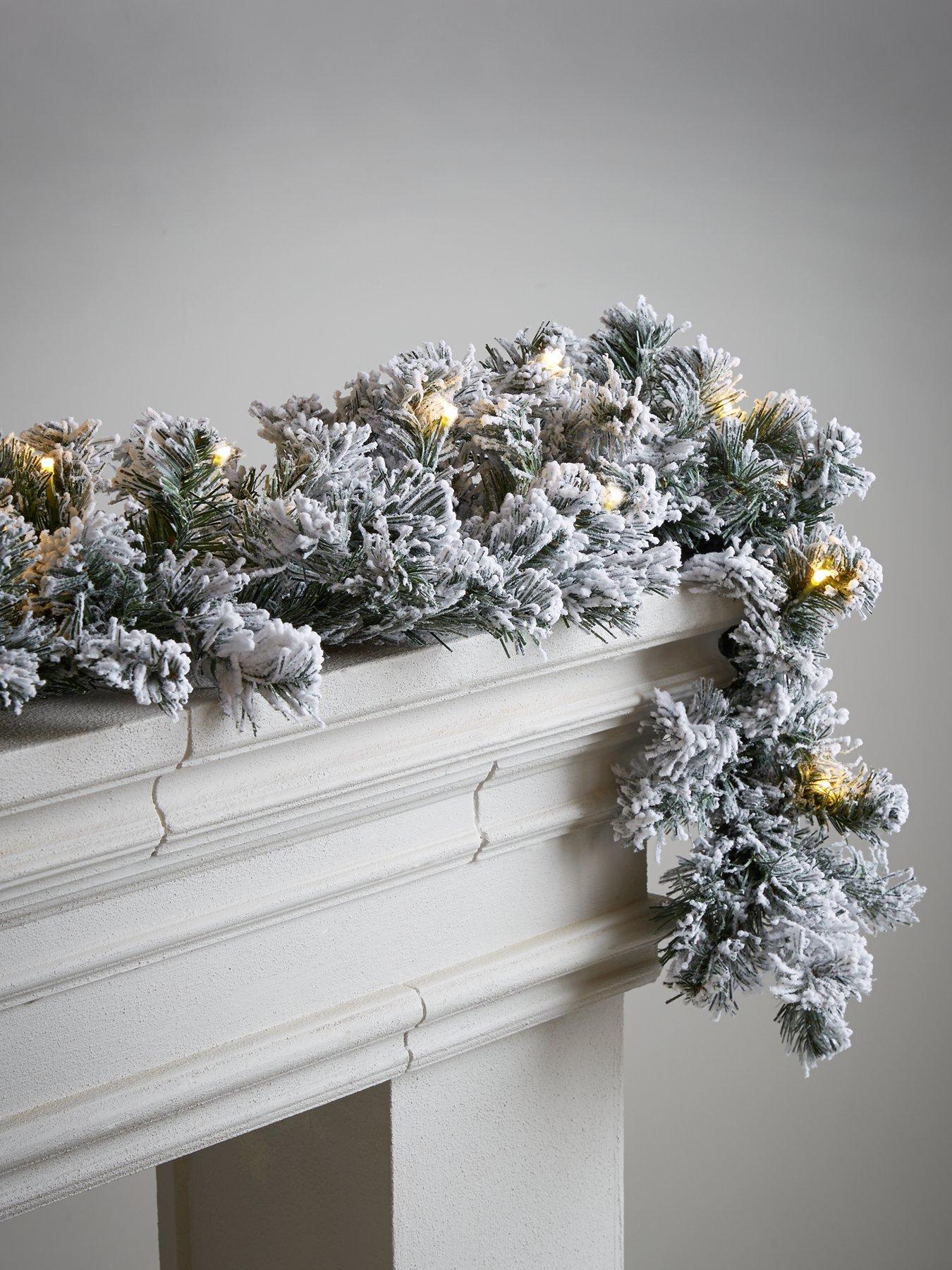 Snowy garland online