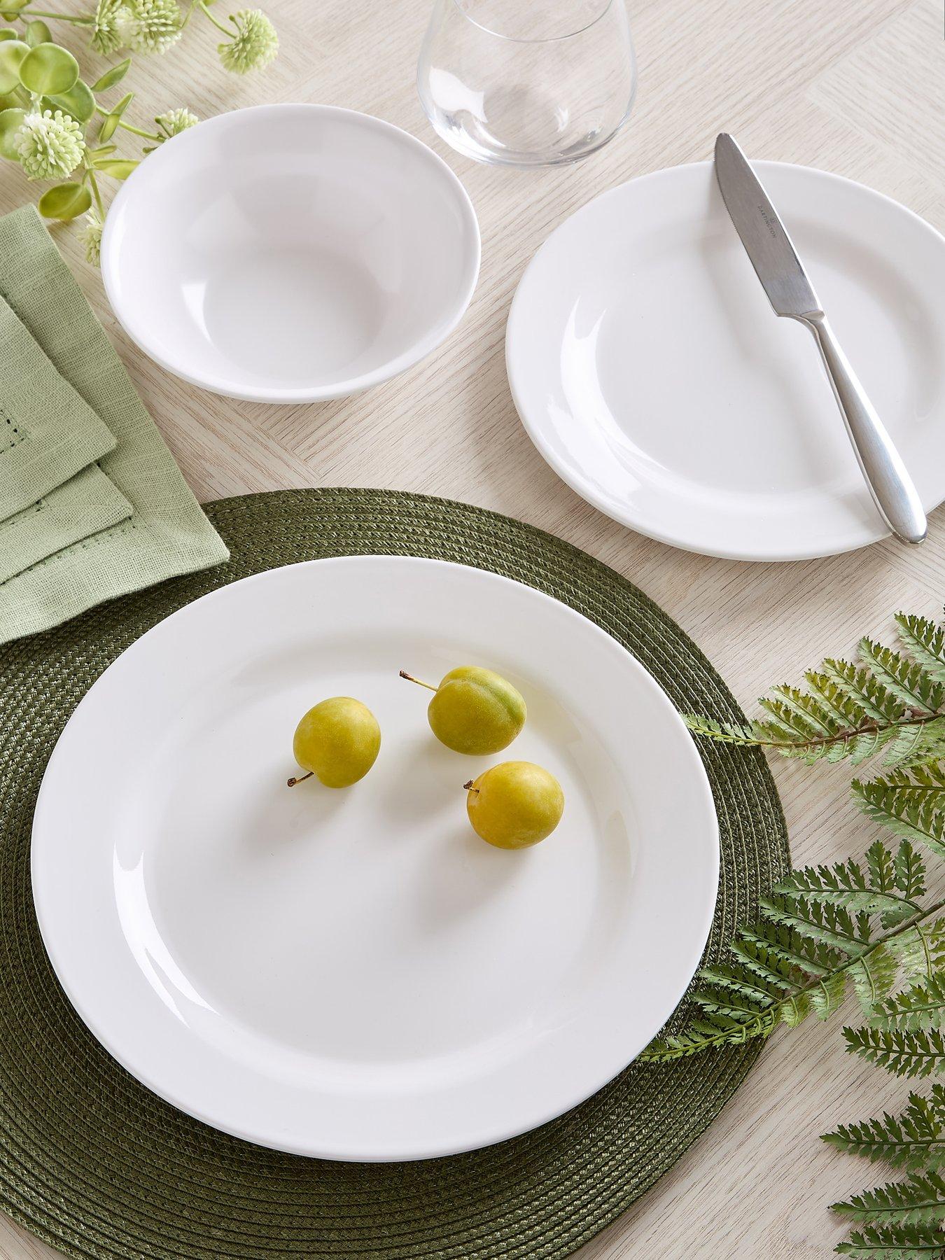 WATERSIDE 18-Piece White Round Melamine Dinner Set