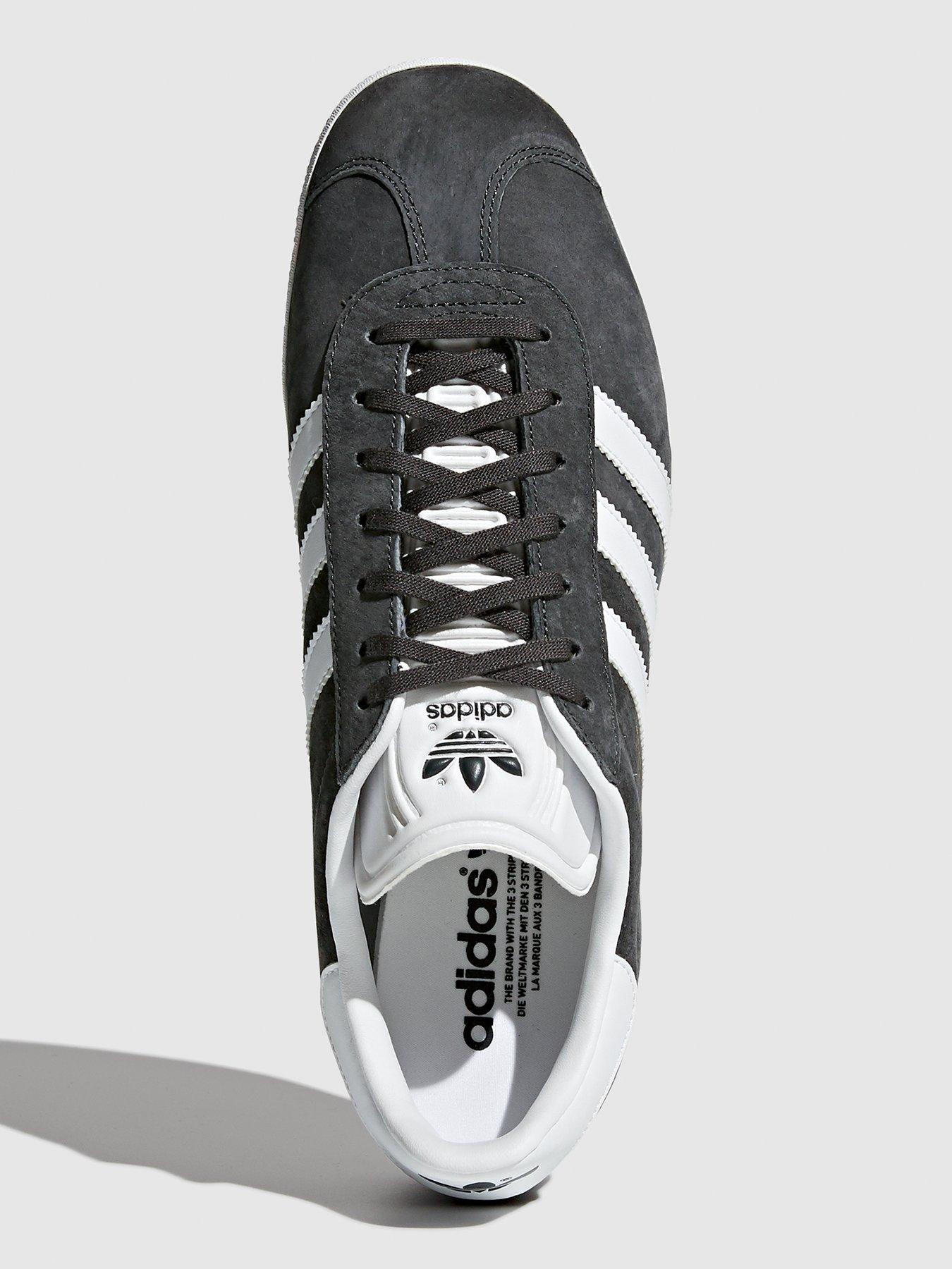 grey gazelles size 6