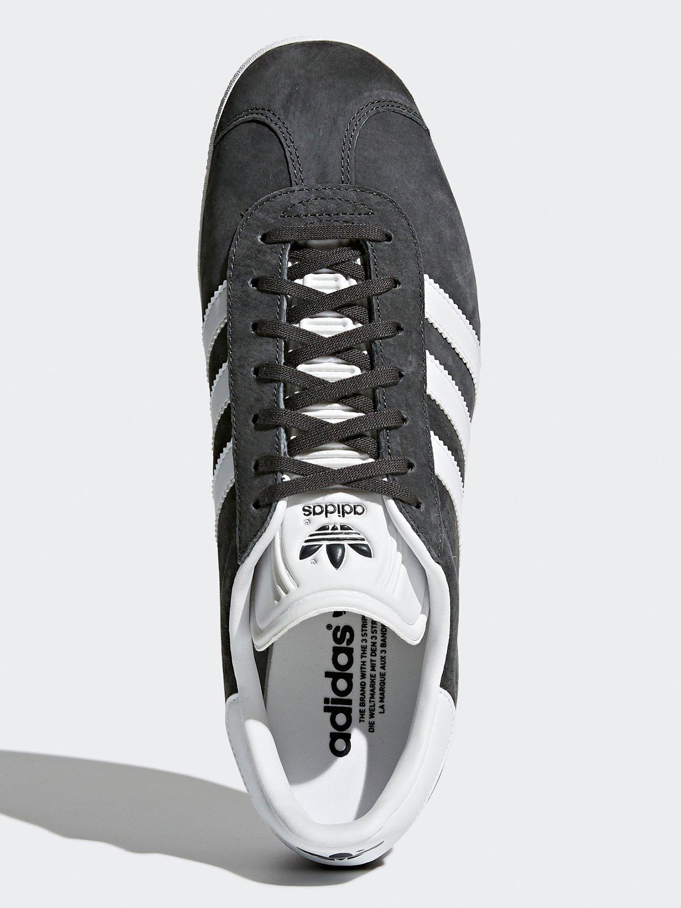 Image 5 of 8 of adidas Originals Gazelle Trainers - Grey