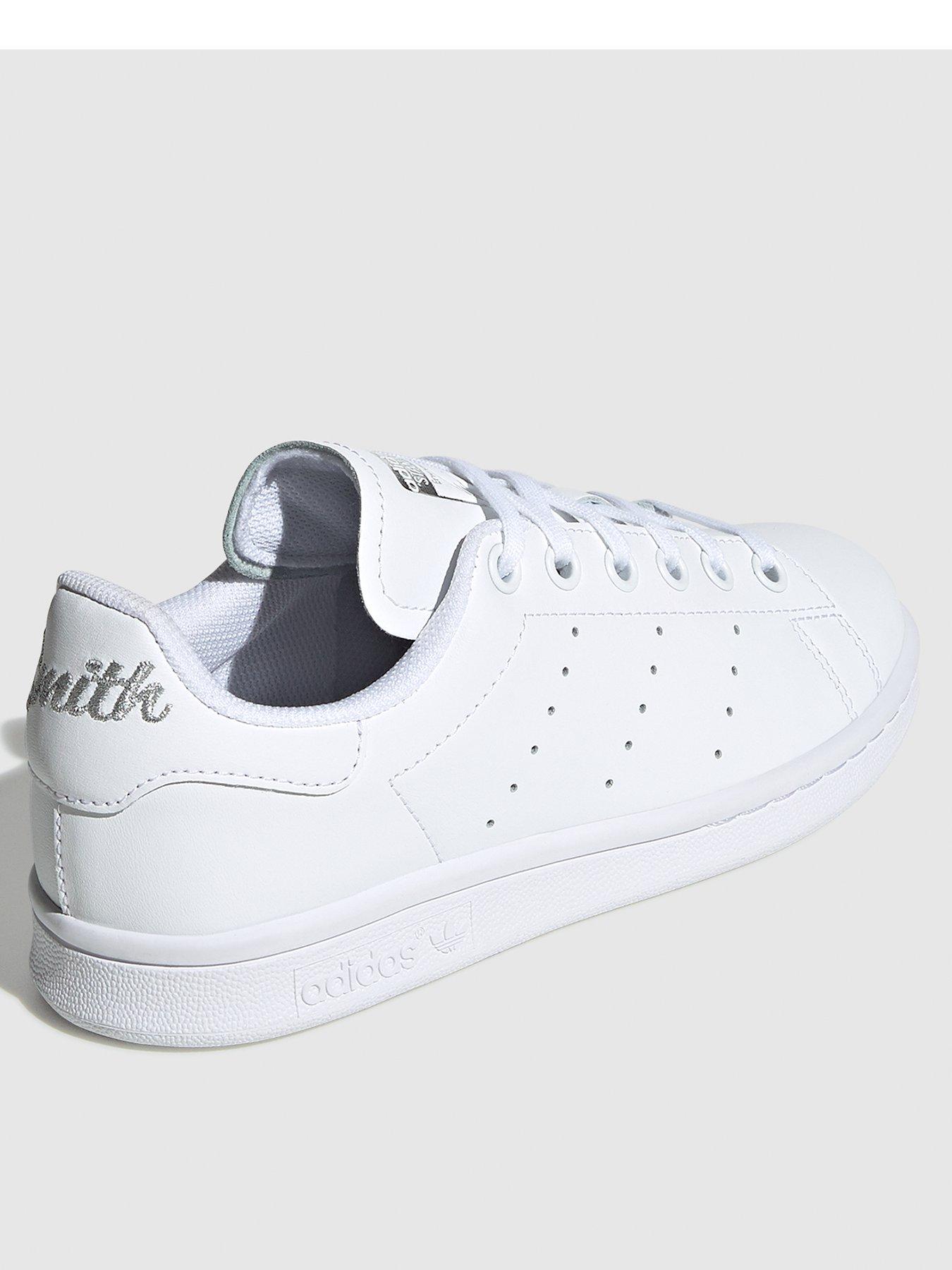 stan smith black junior