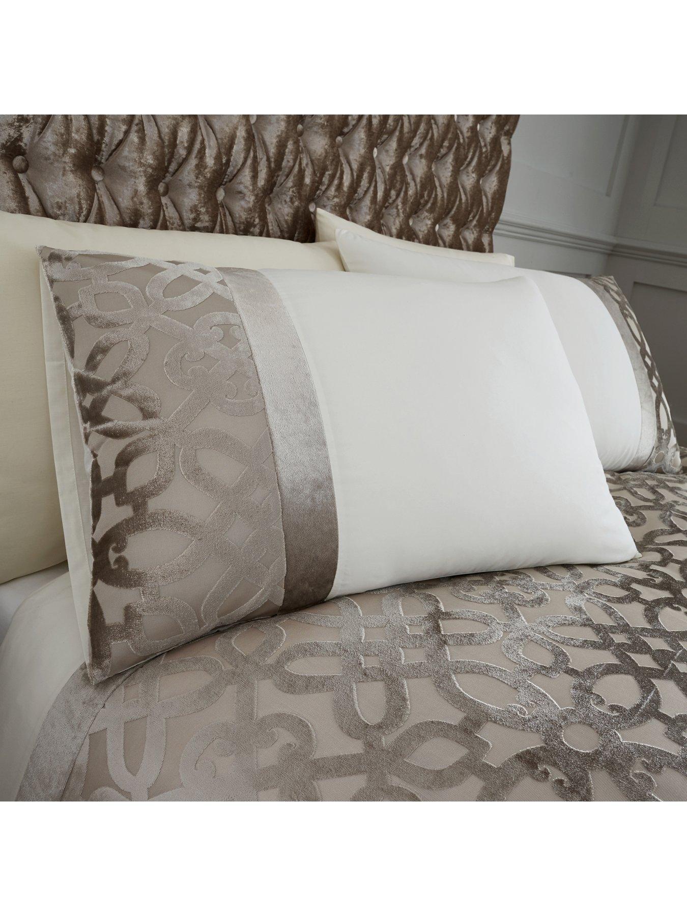Image 3 of 6 of Catherine Lansfield Lattice Cut Velvet Duvet Cover&nbsp;Set - Natural
