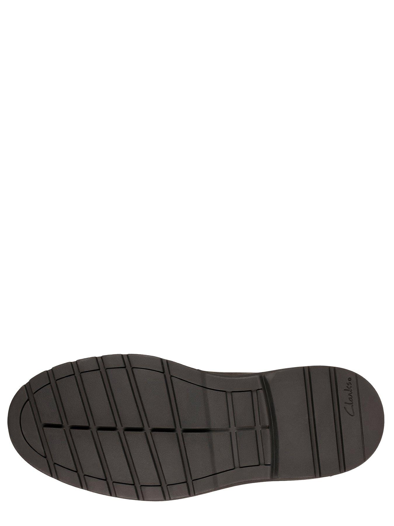 clarks loxham derby youth