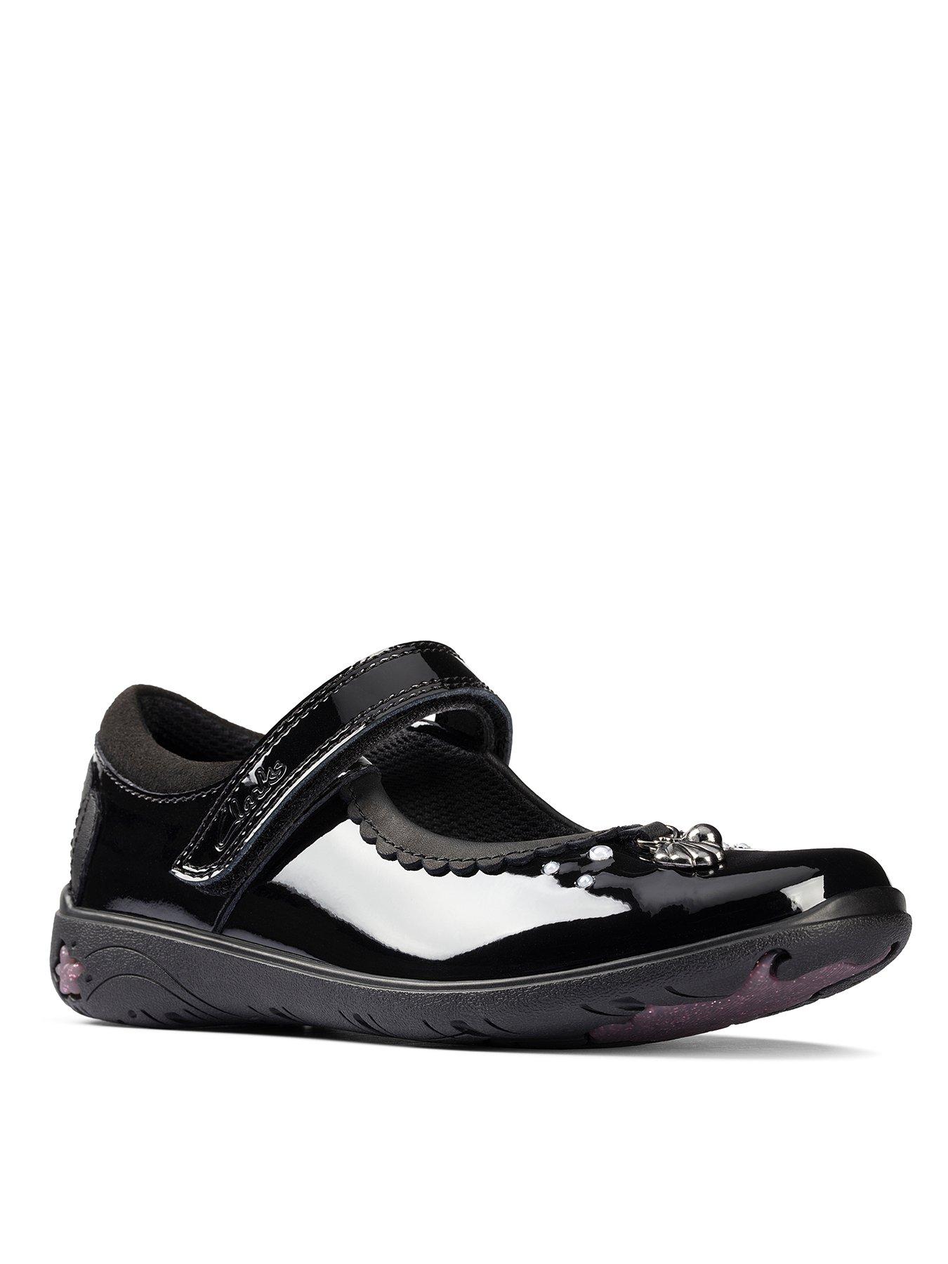 clarks childrens school shoes