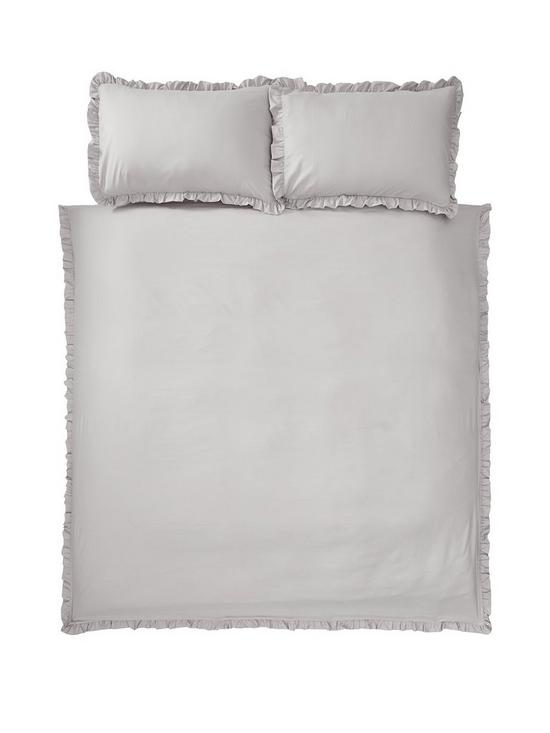 stillFront image of everyday-collection-ruffle-edge-duvet-cover-set-silver