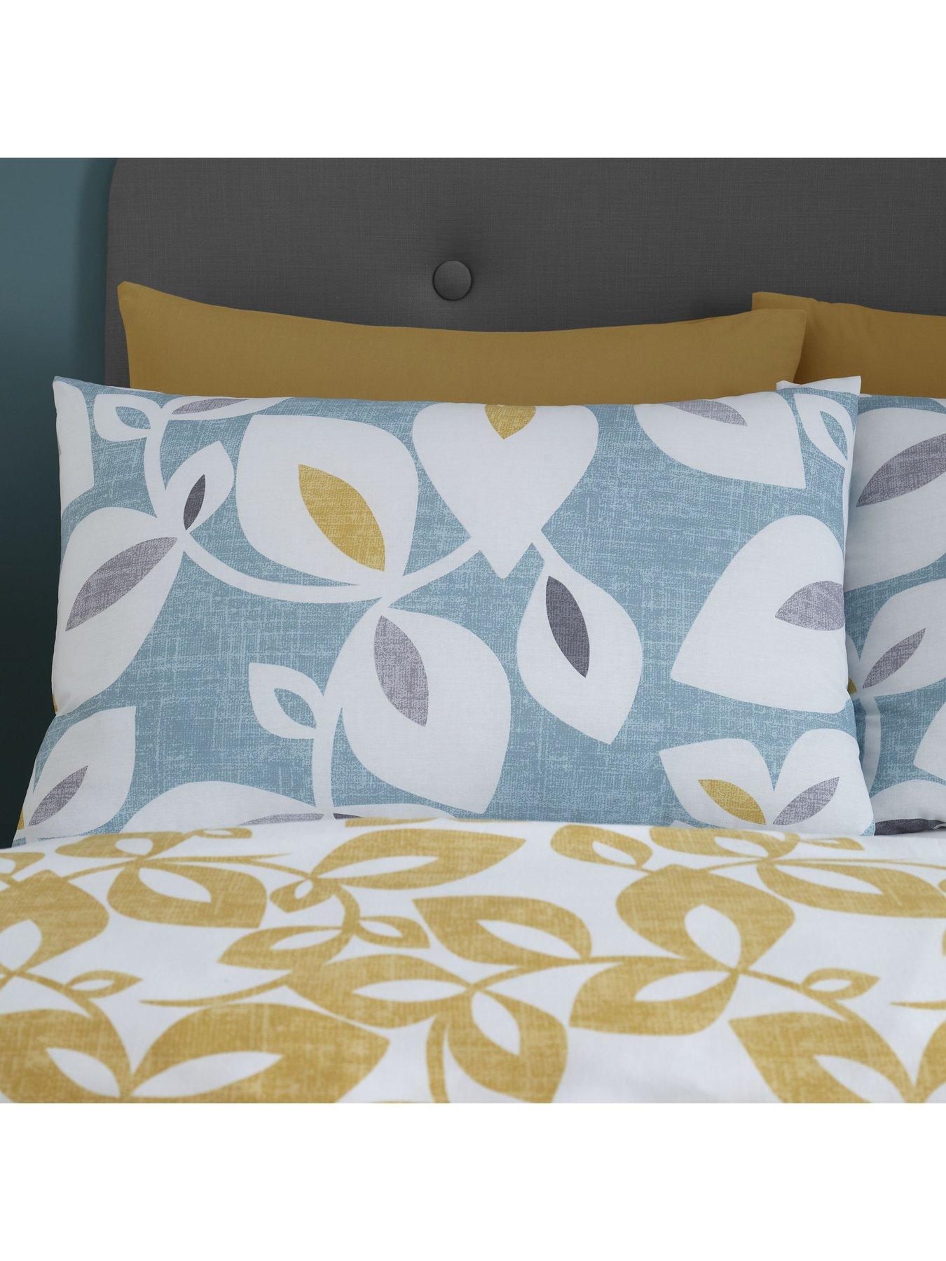 Image 3 of 6 of Catherine Lansfield Inga Leaf Duvet Cover Set - Teal