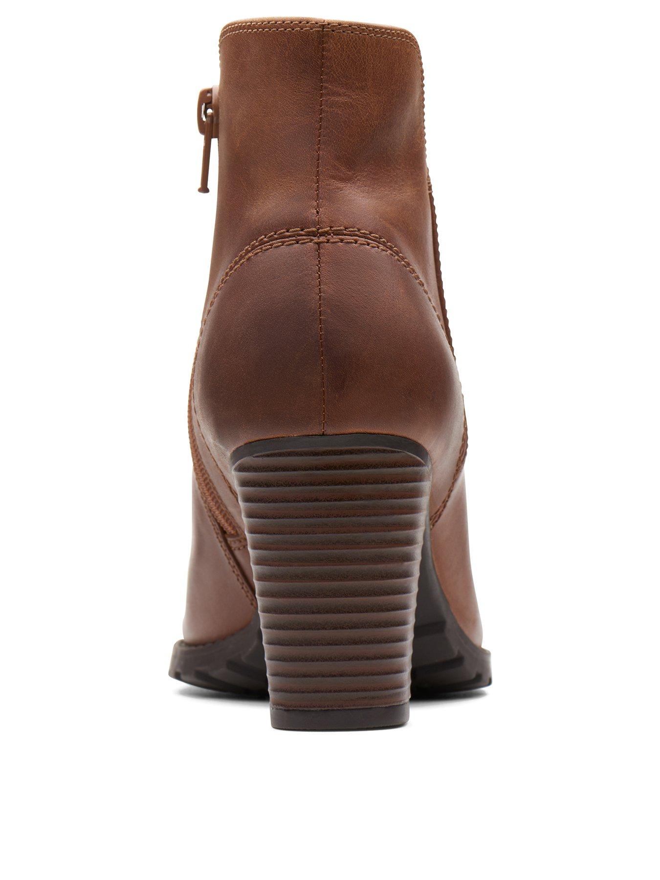 clarks verona trish dark tan