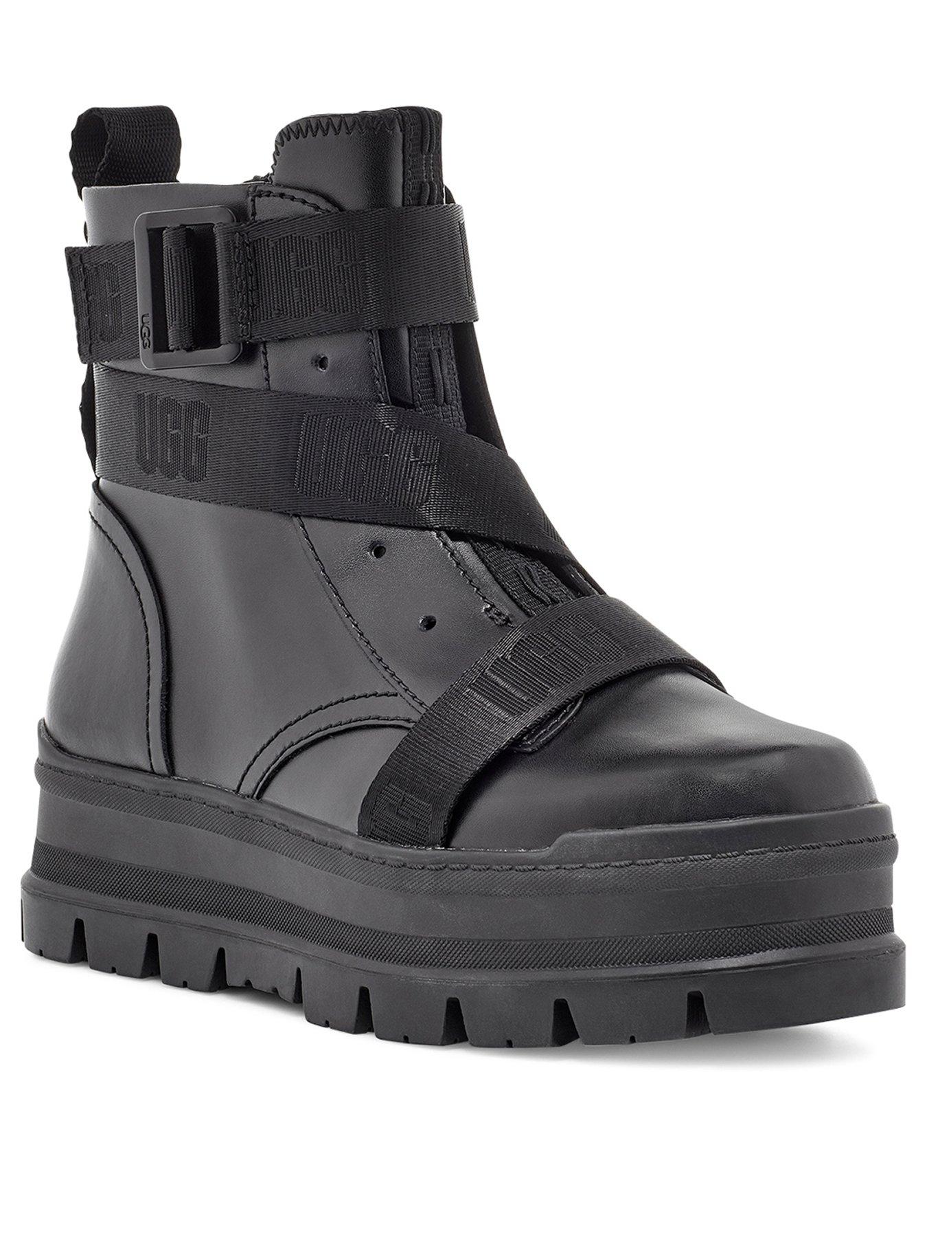 ugg sid ankle boots in black