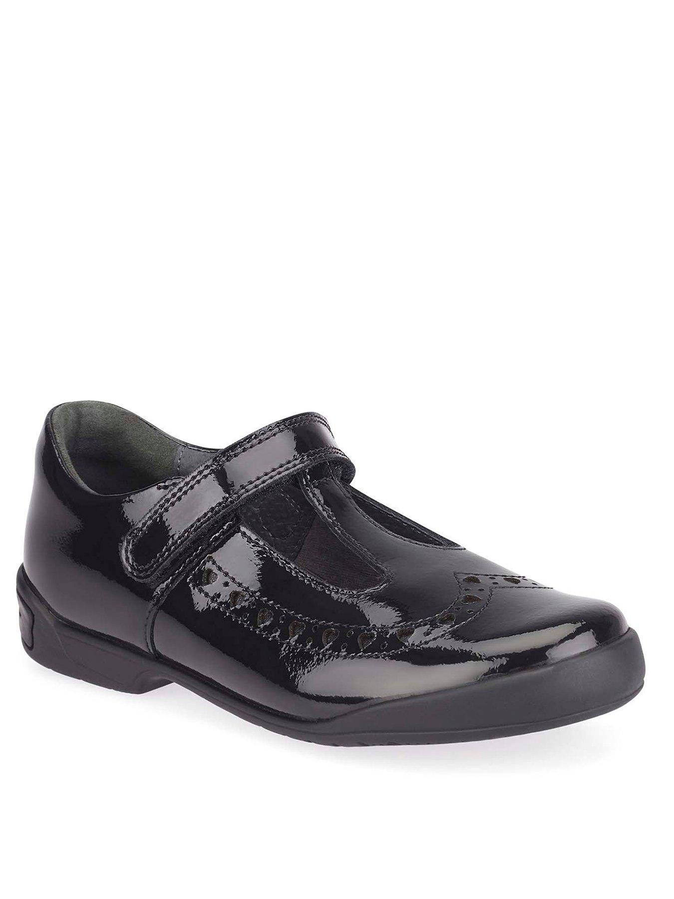 black fit shoes