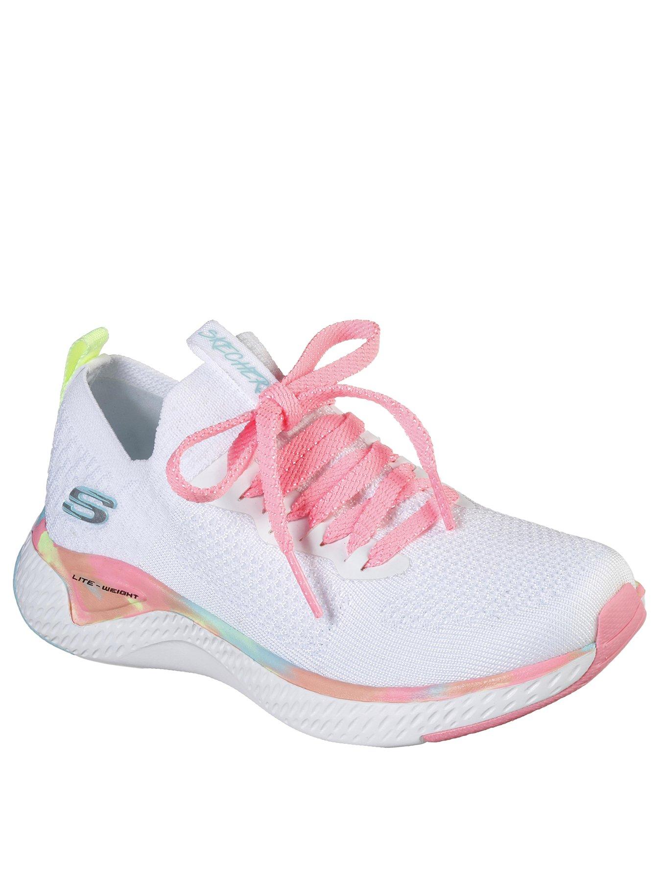 girls sketcher trainers