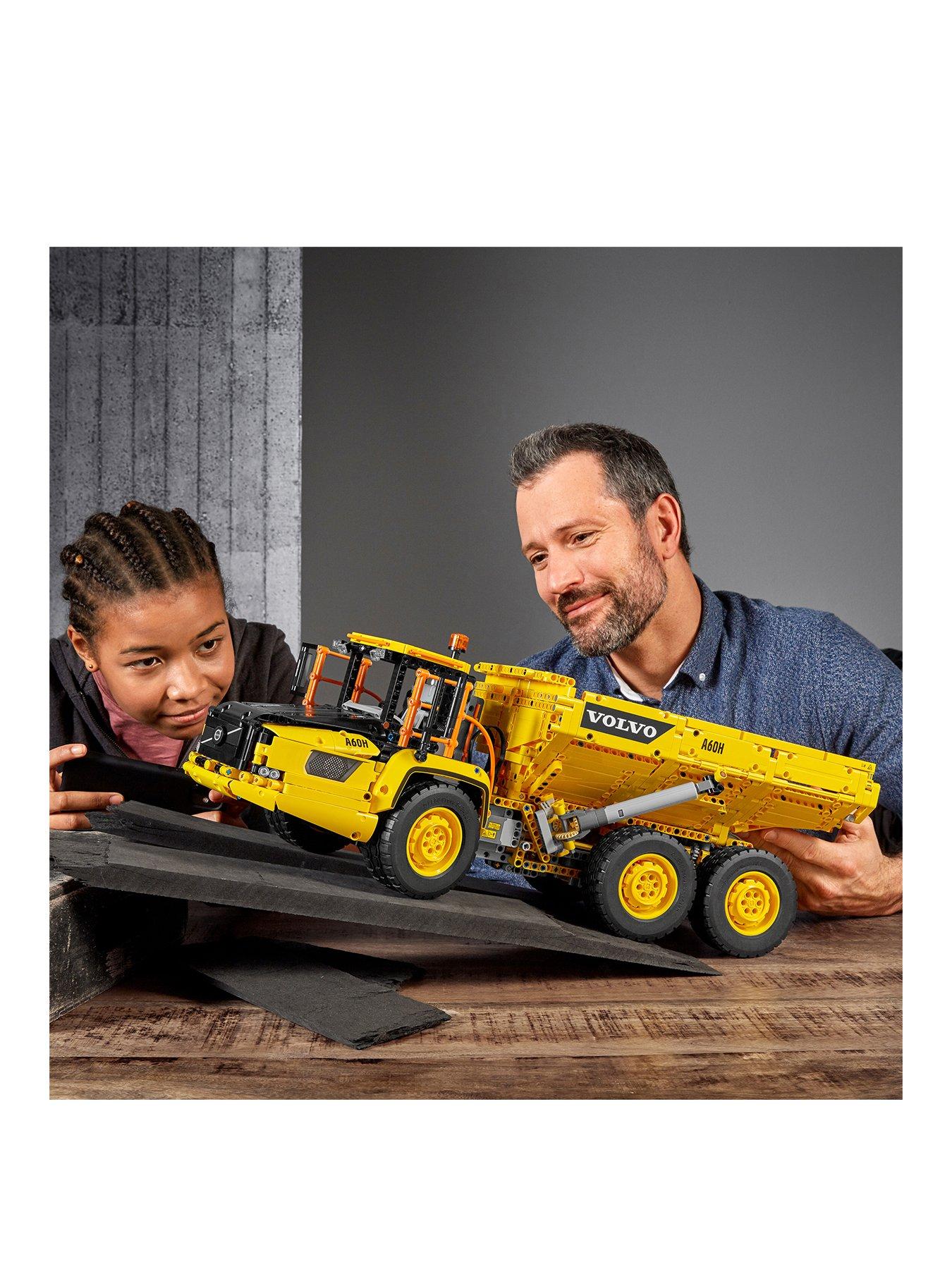 LEGO Technic 42114 6x6 Volvo 