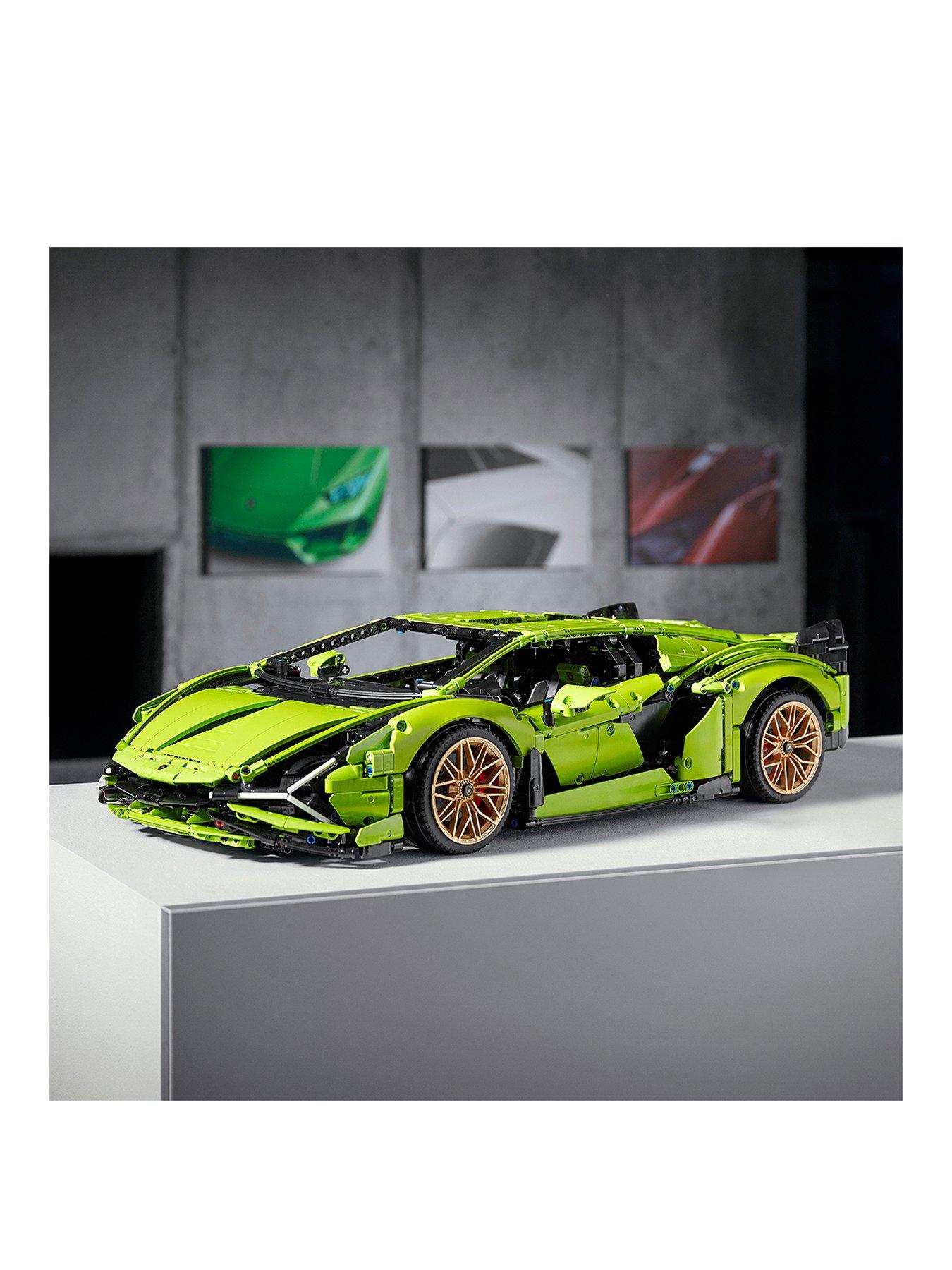 LEGO®: the Lamborghini Sián FKP 37 in its natural size is arriving