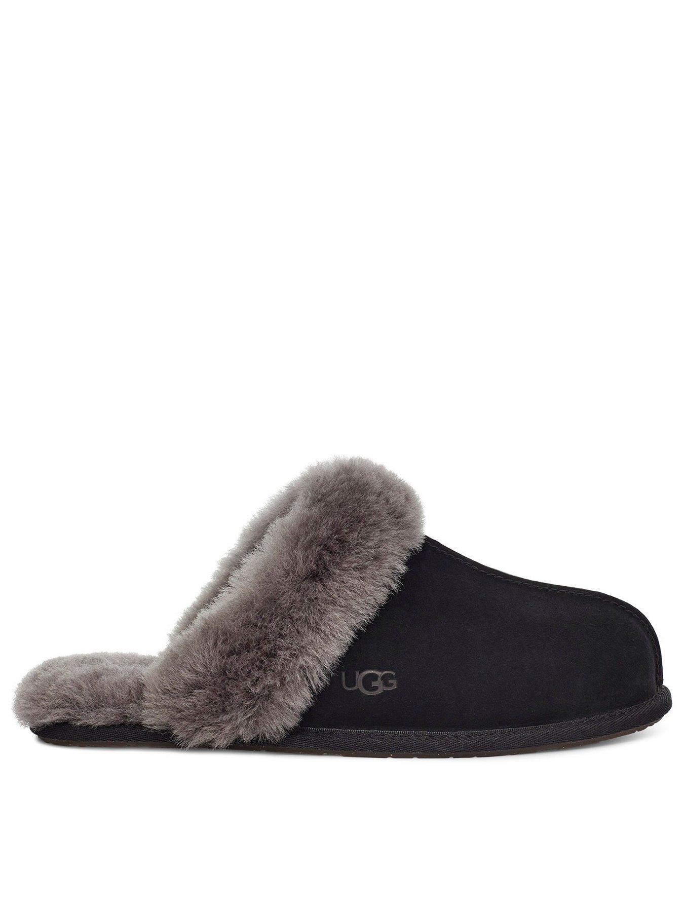 Very sale on sale ugg slippers