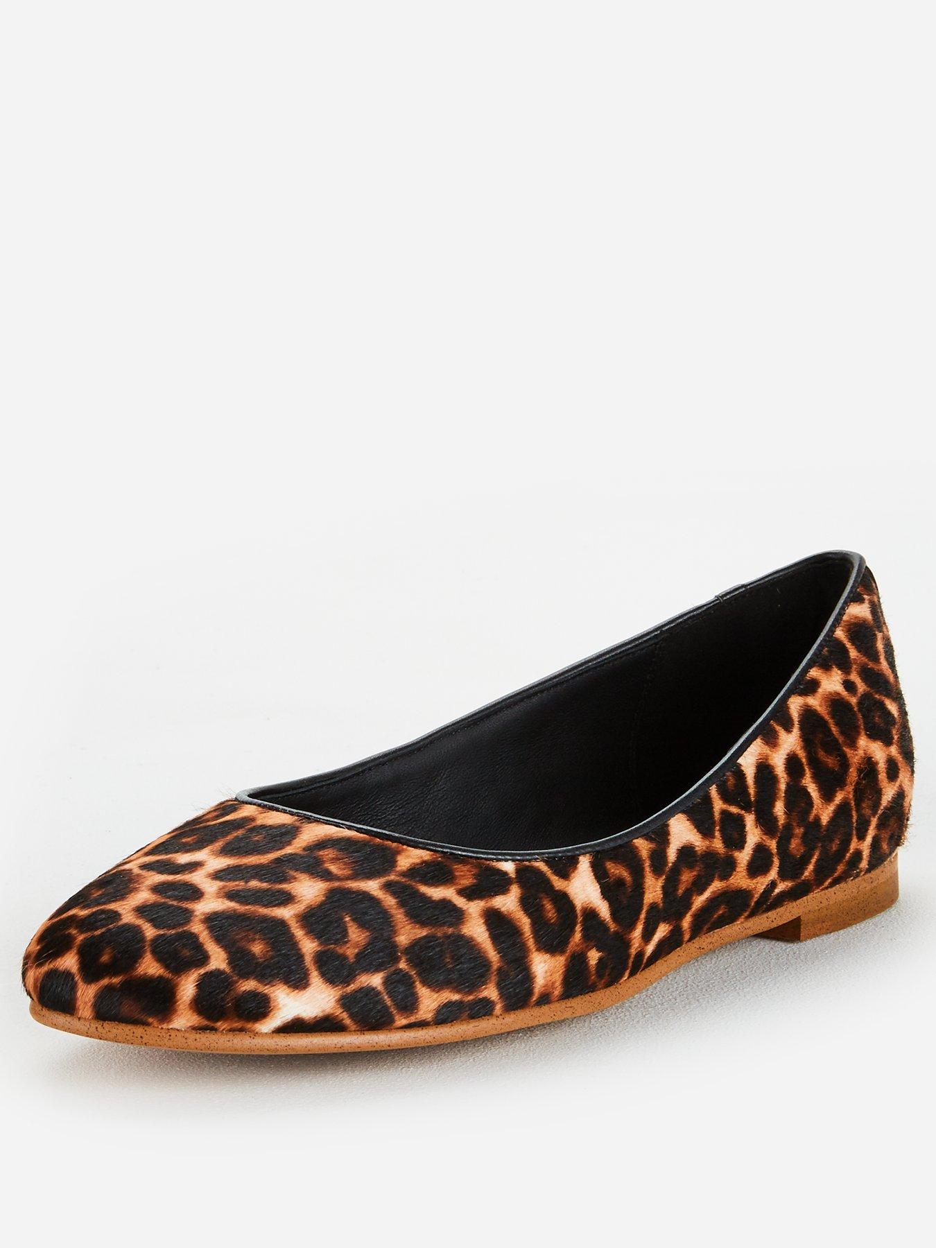 leopard flats uk