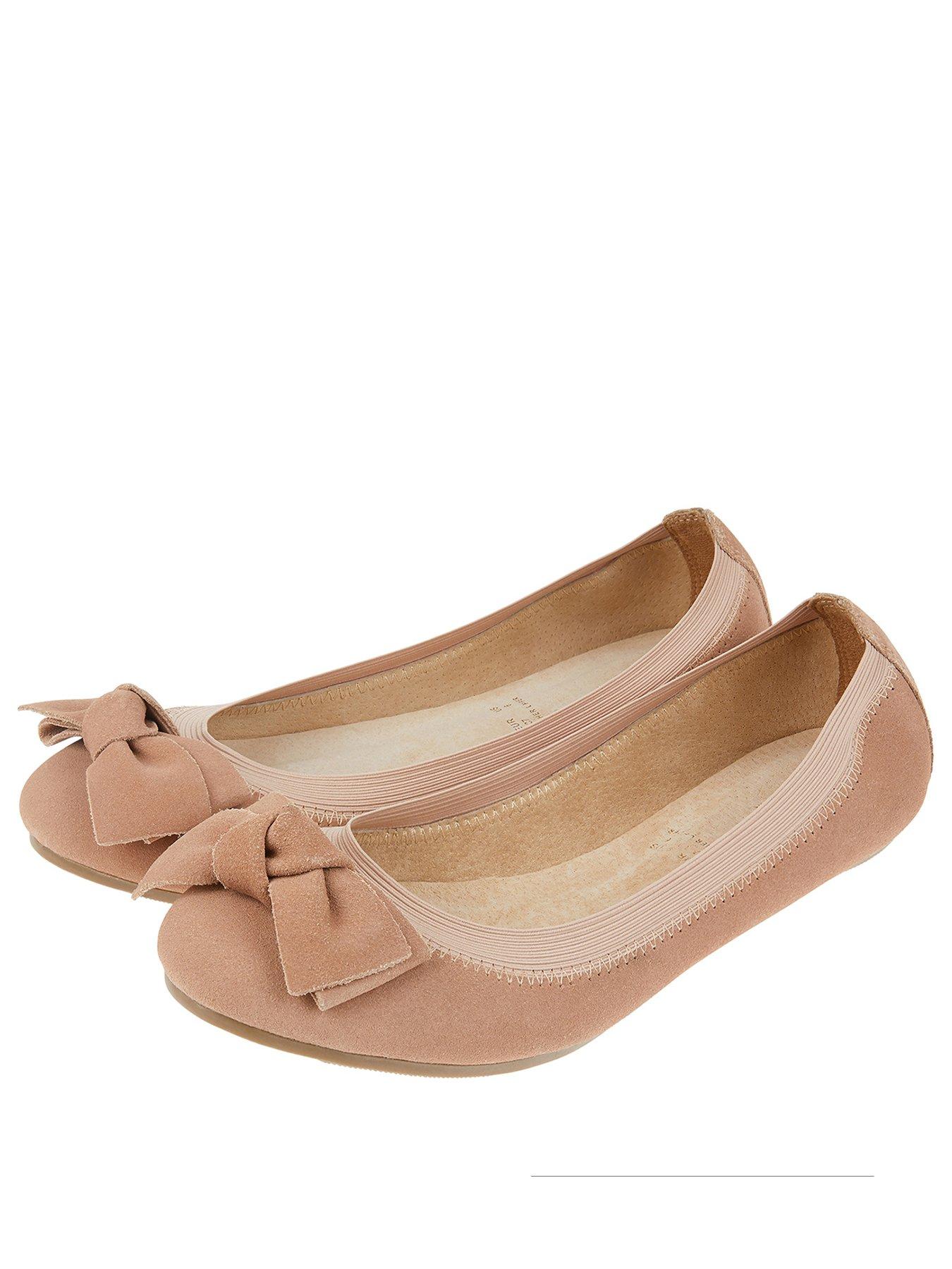 nude flats size 5