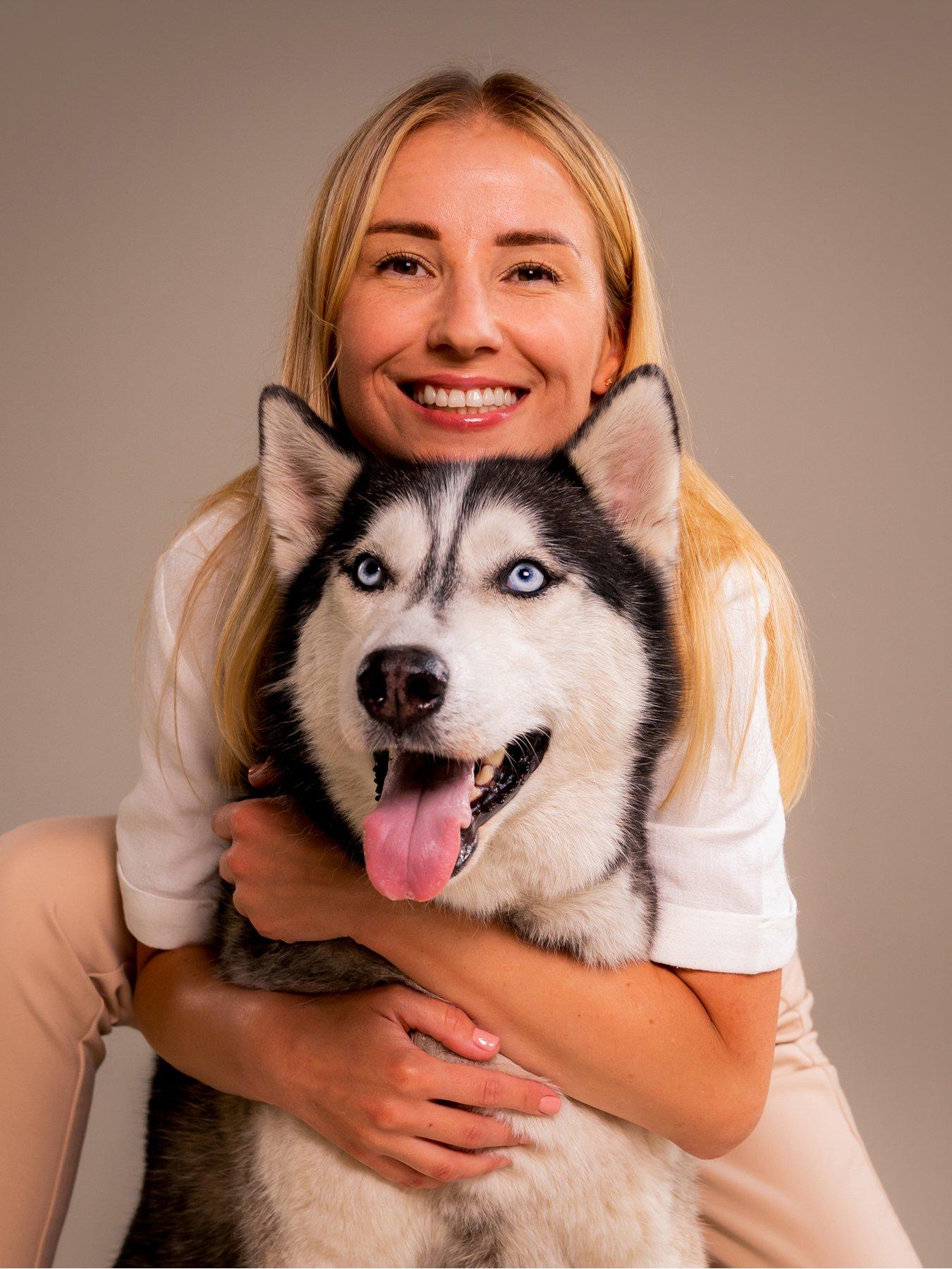 Image 4 of 4 of Activity Superstore Pet Photoshoot