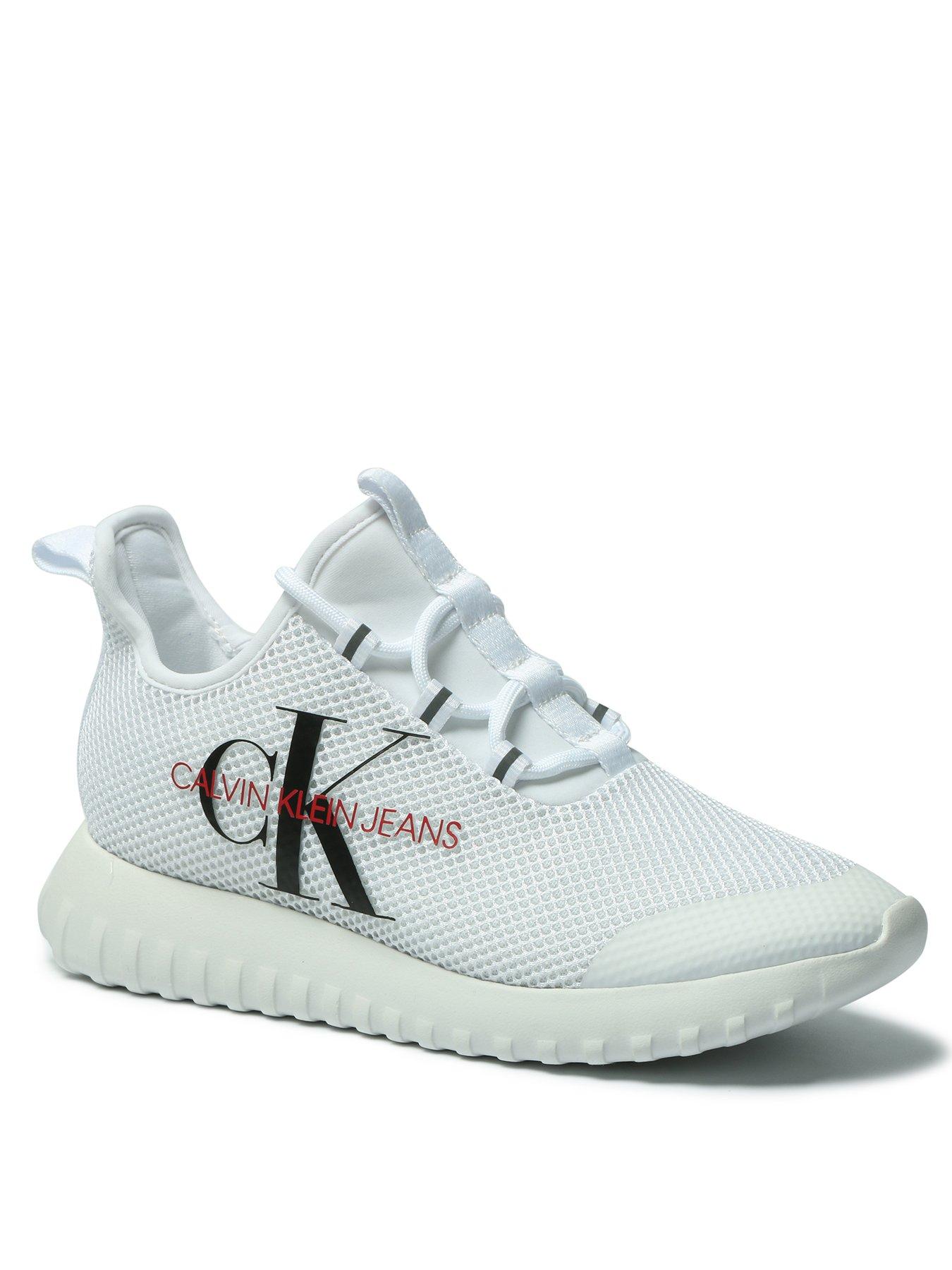 platform white runners