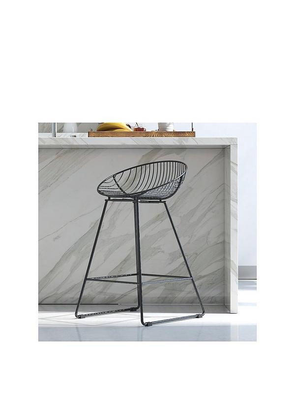 Cosmoliving By Cosmopolitan Ellis Wire, Wire Bar Stools With Backs