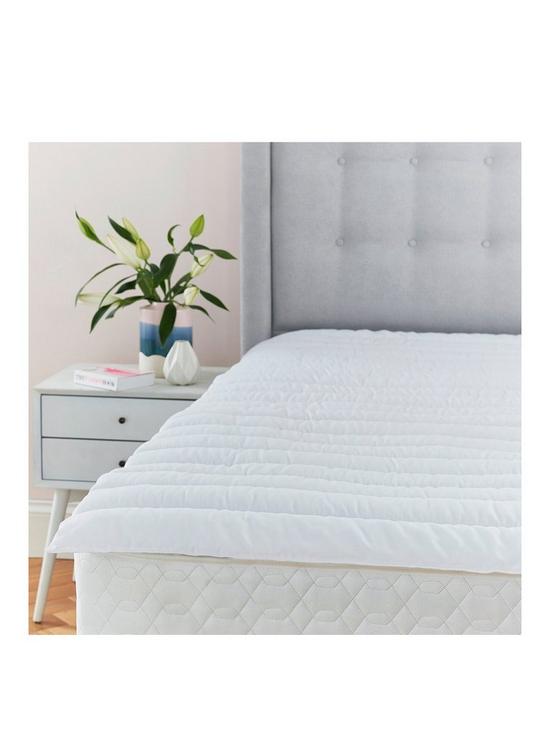stillFront image of silentnight-ultrabounce-mattress-topper-double-white