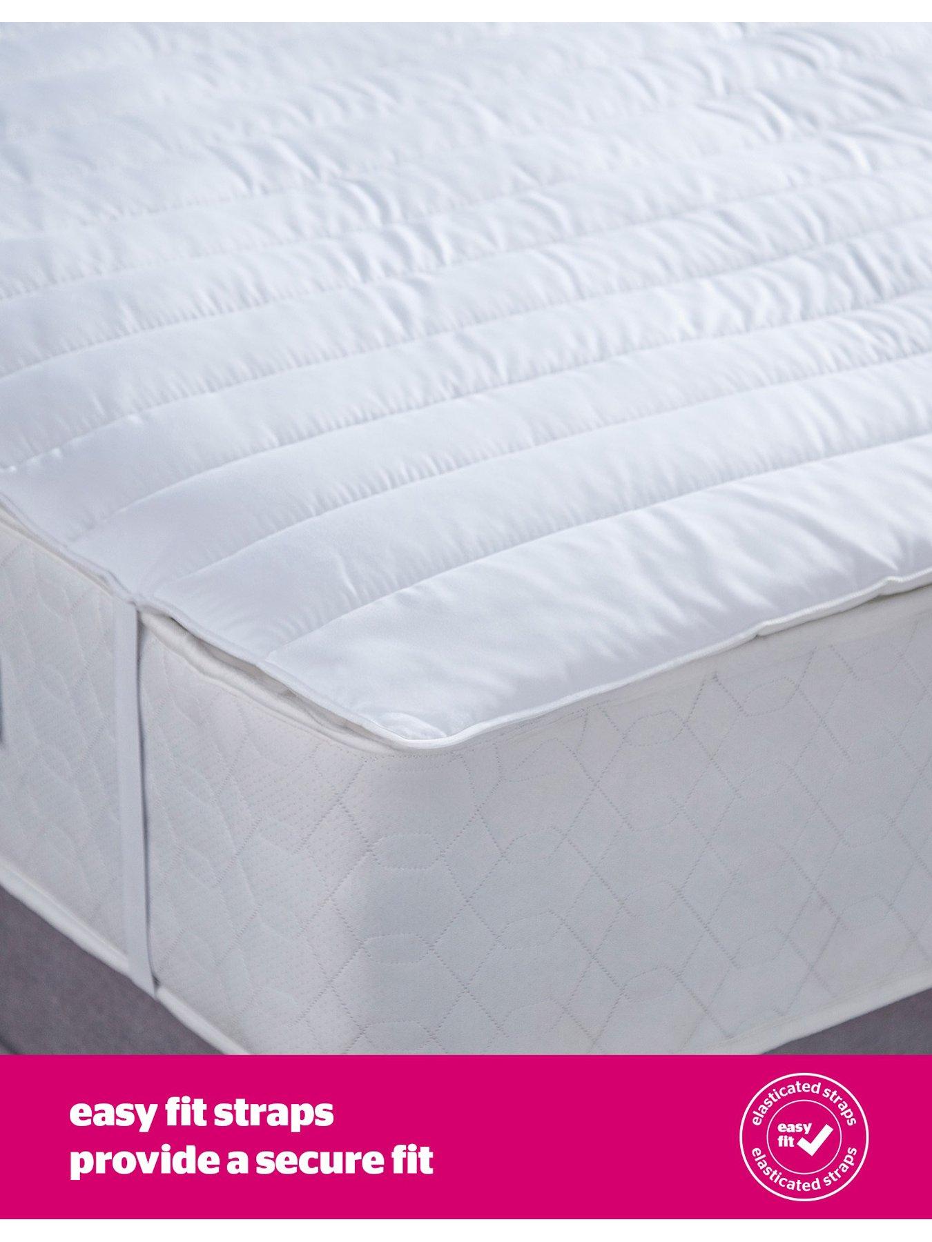 Image 4 of 7 of Silentnight Ultrabounce Mattress Topper - Double - White