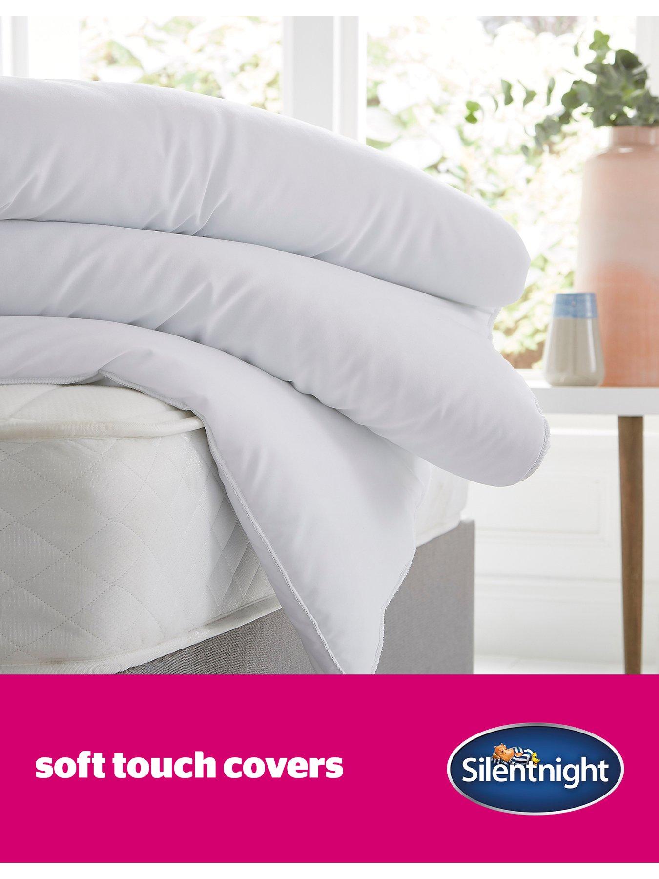 Image 3 of 7 of Silentnight Ultrabounce 13.5 Tog Duvet - White