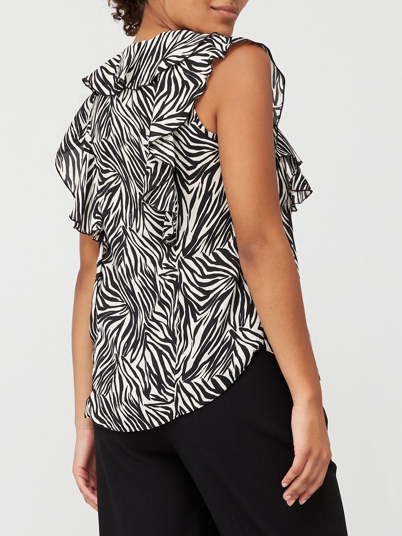 black short sleeve ruffle top