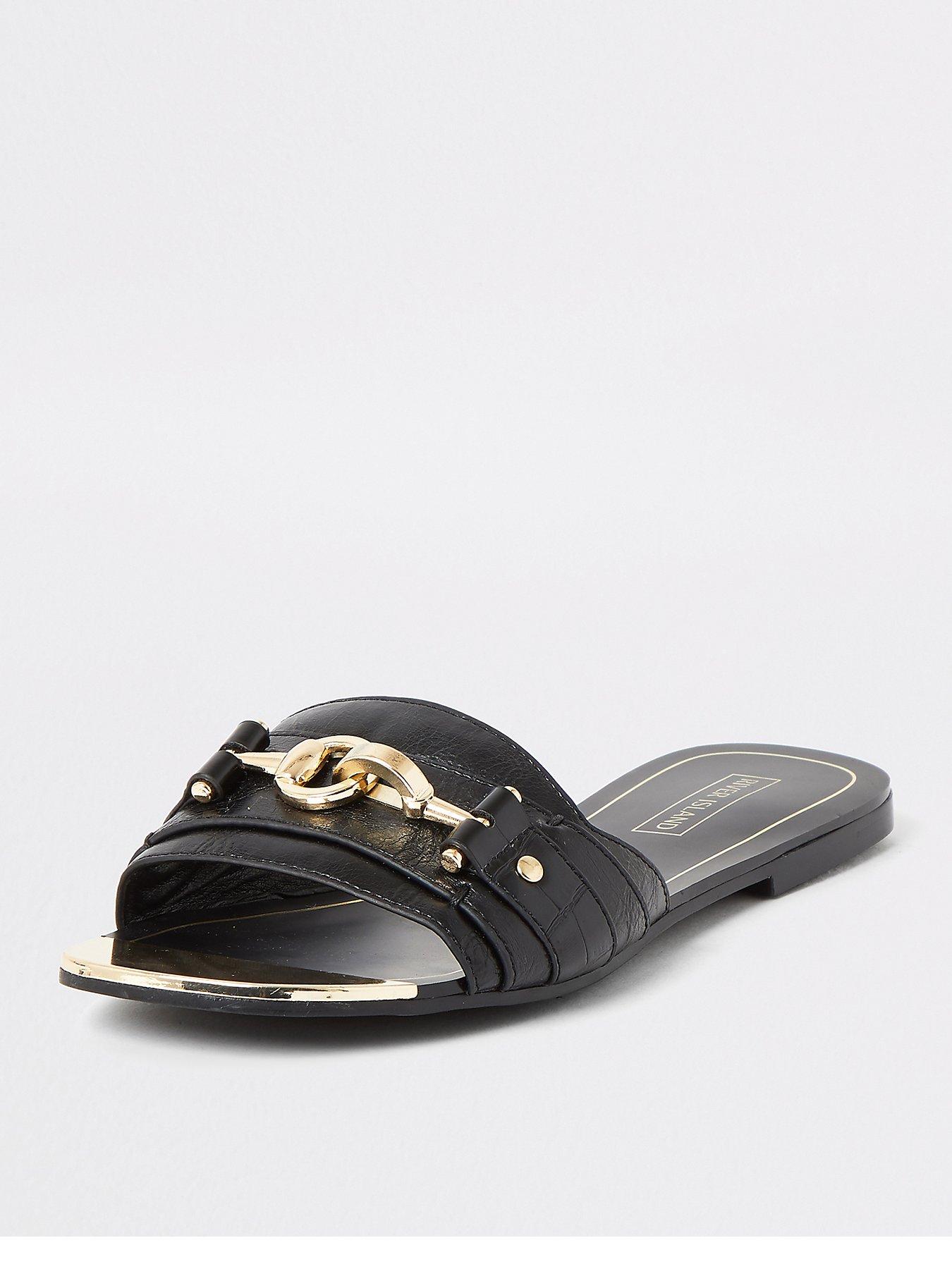 black ankle boots size 4