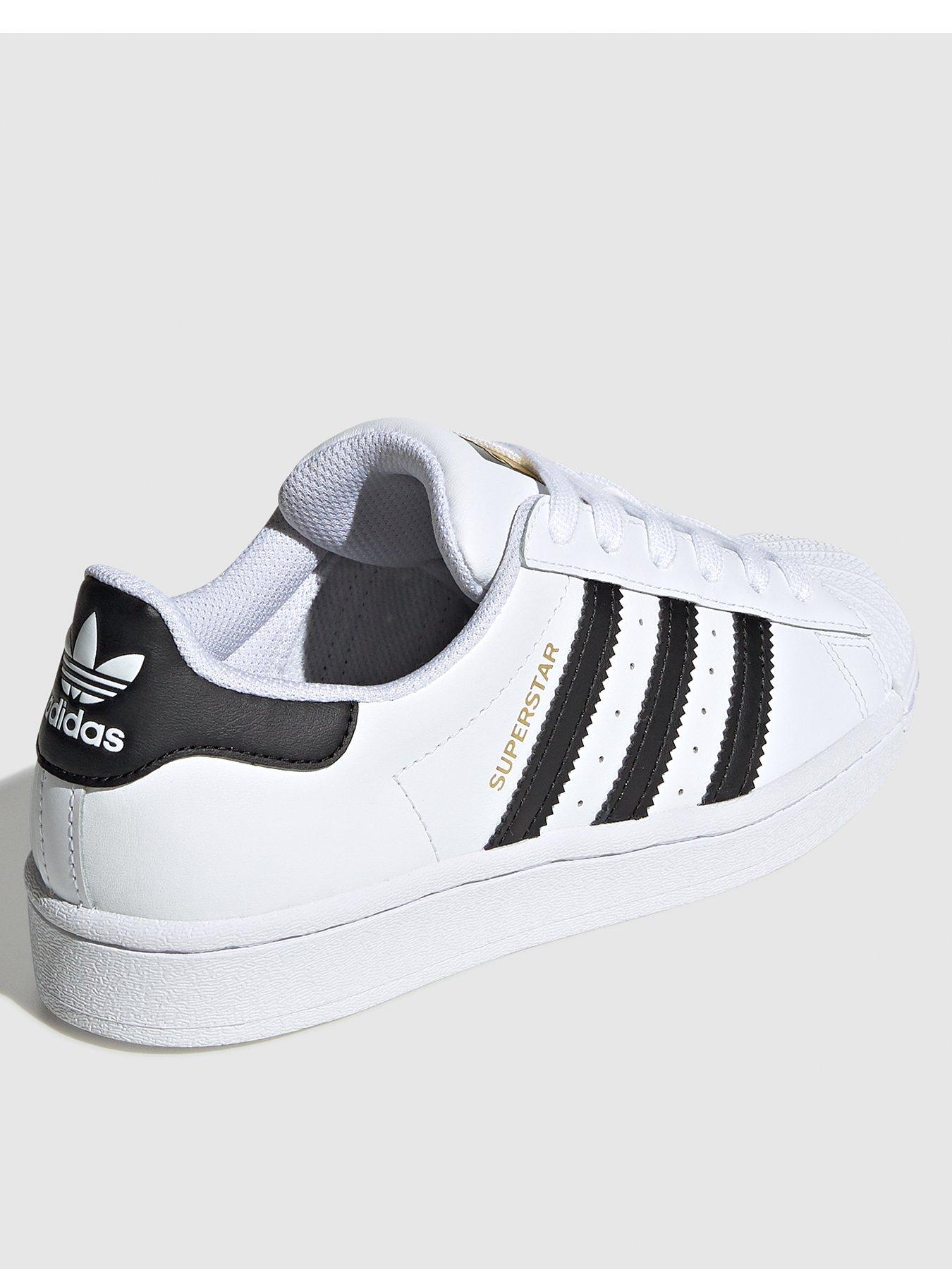 Adidas superstar white 2025 with black stripes junior