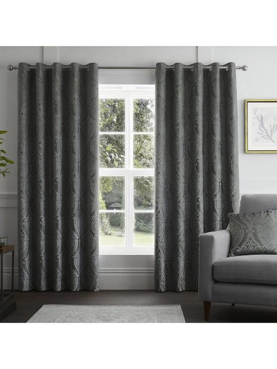 front image of curtina-chateaux-eyelet-lined-curtains