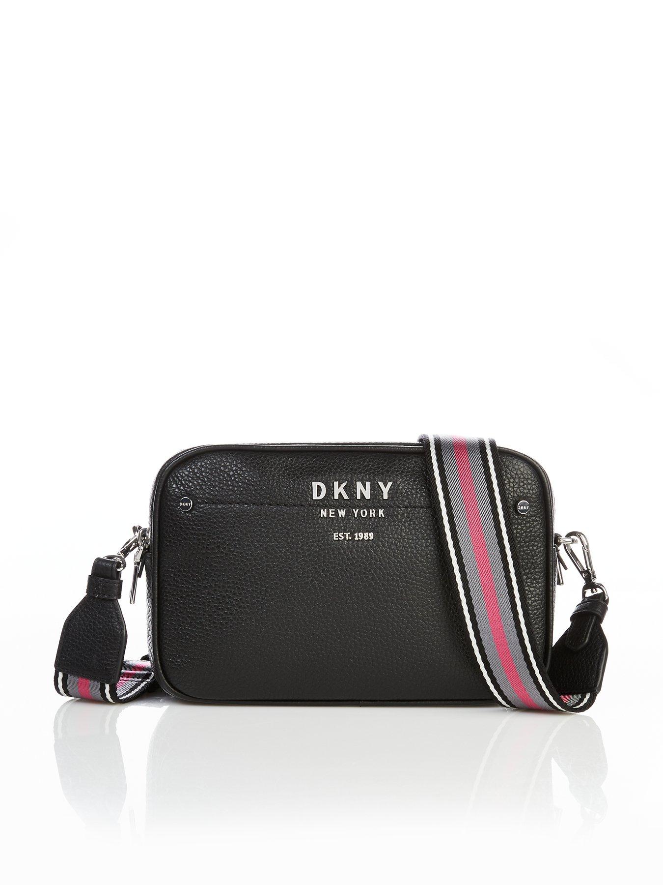 dkny wallet black