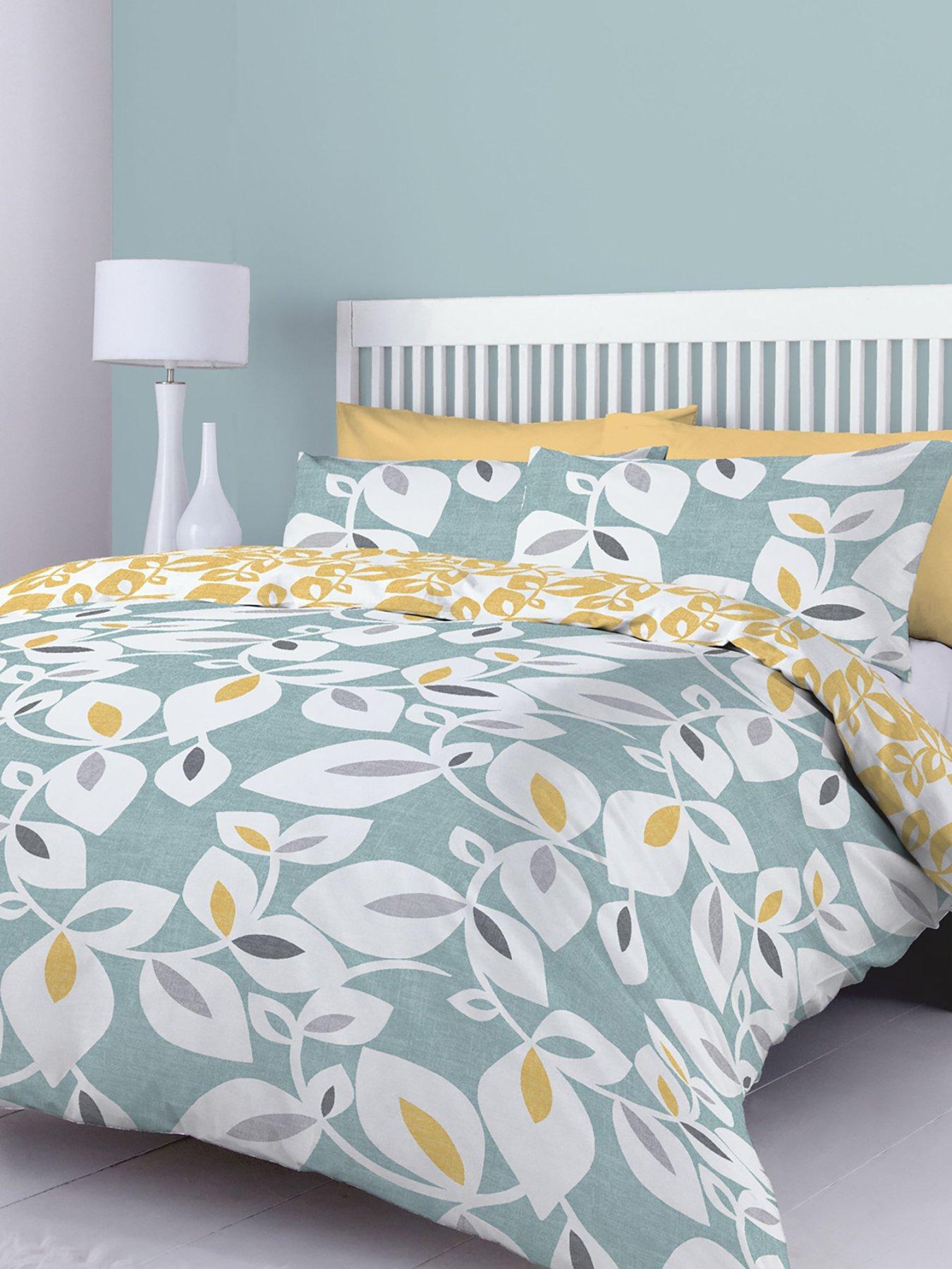 Image 4 of 5 of Catherine Lansfield Inga Leaf Eyelet Lined&nbsp;Curtains