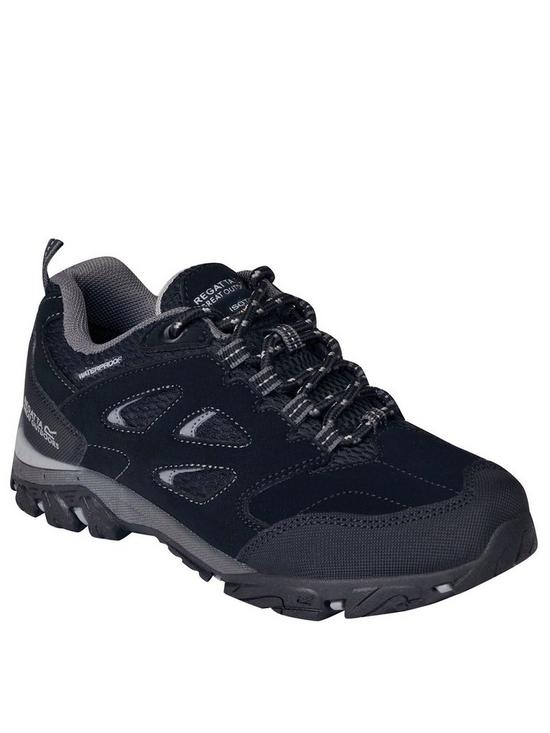 front image of regatta-holcombe-low-junior-walking-shoe-black