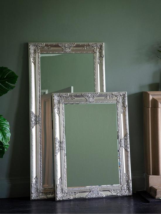 stillFront image of hometown-interiors-hampshire-silver-wall-mirror