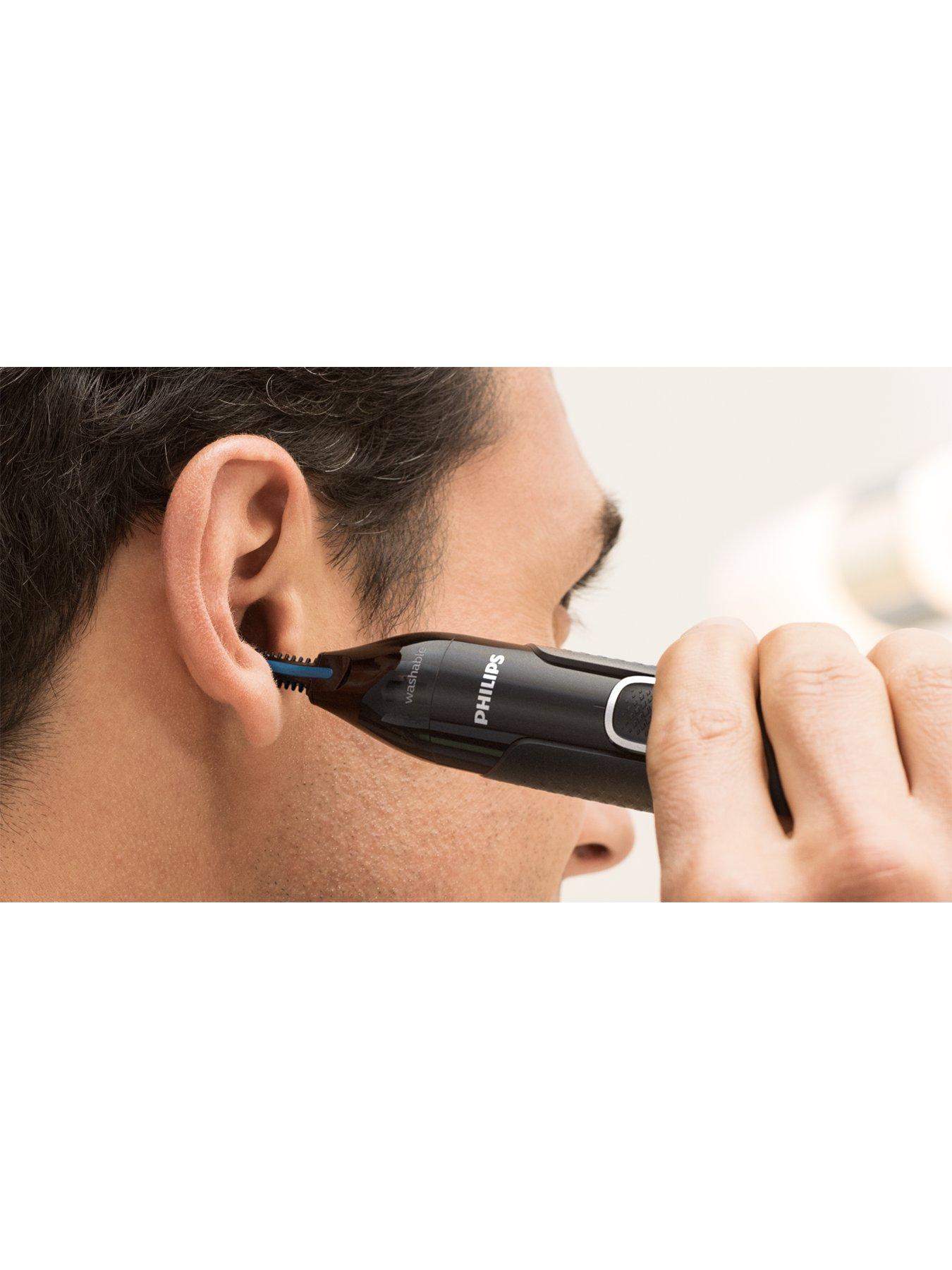 Ear and eyebrow clearance trimmer