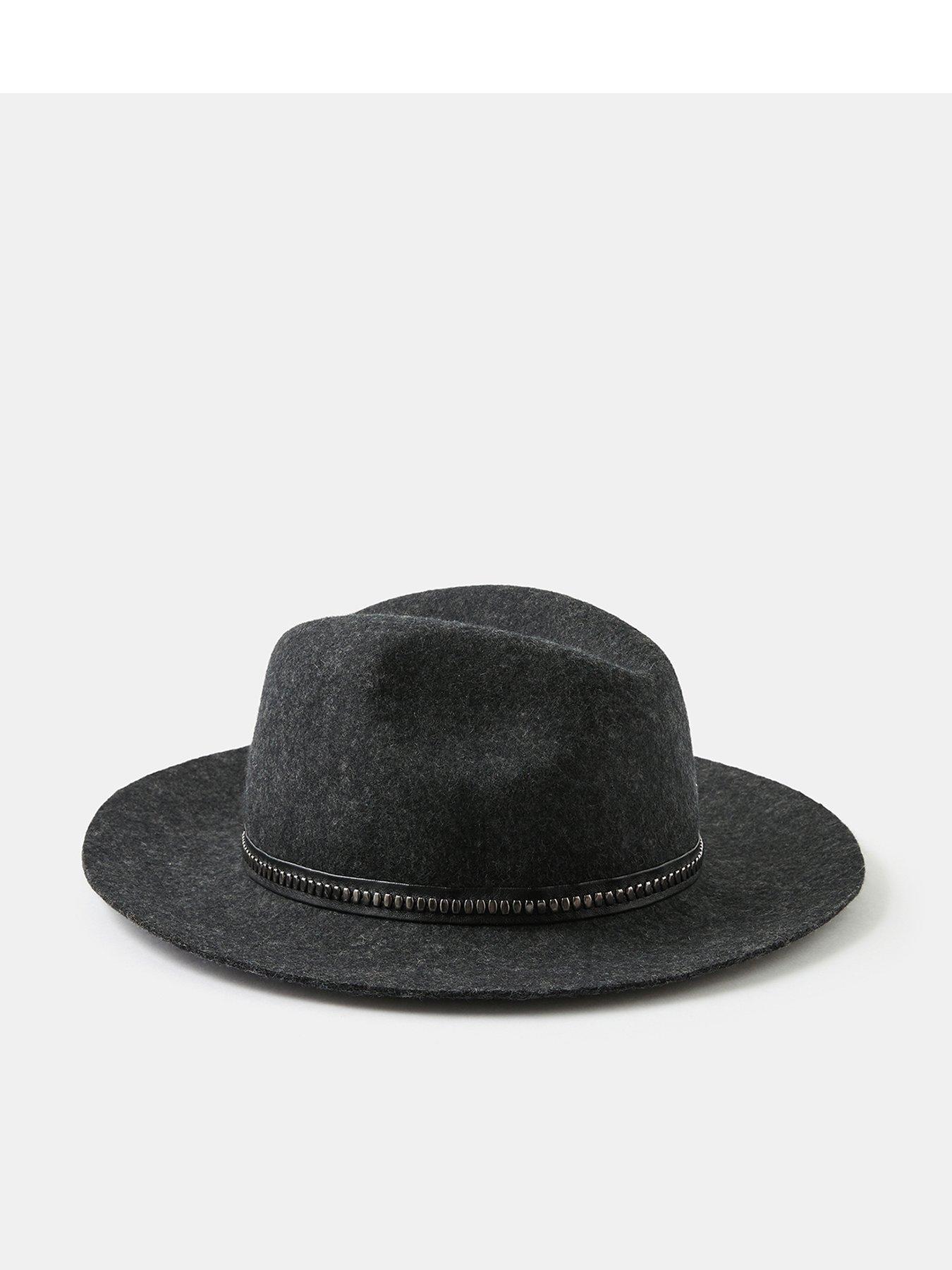 accessorize hat